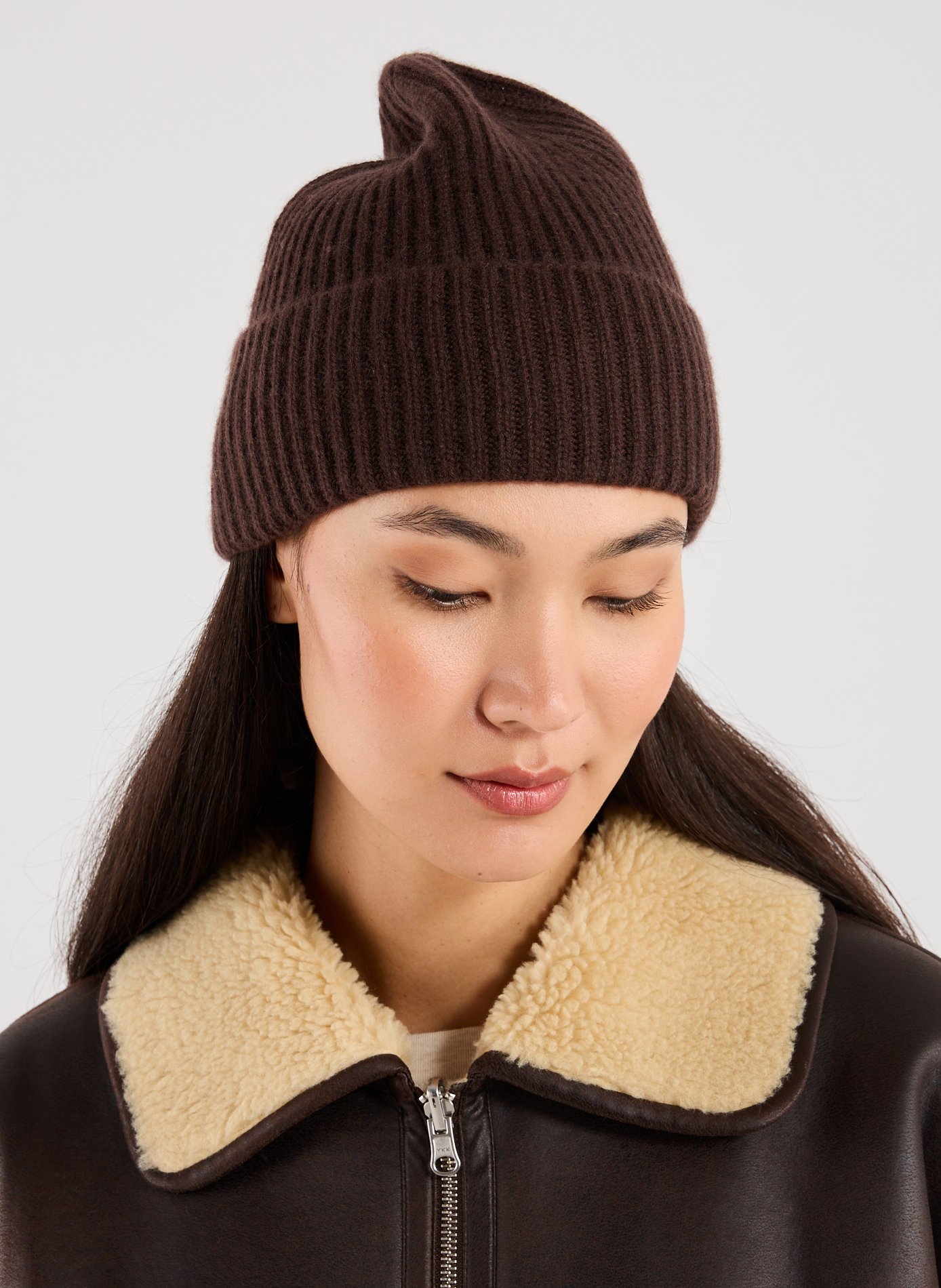 Ribbed-knit cashmere hat SAISON 1865 Brown