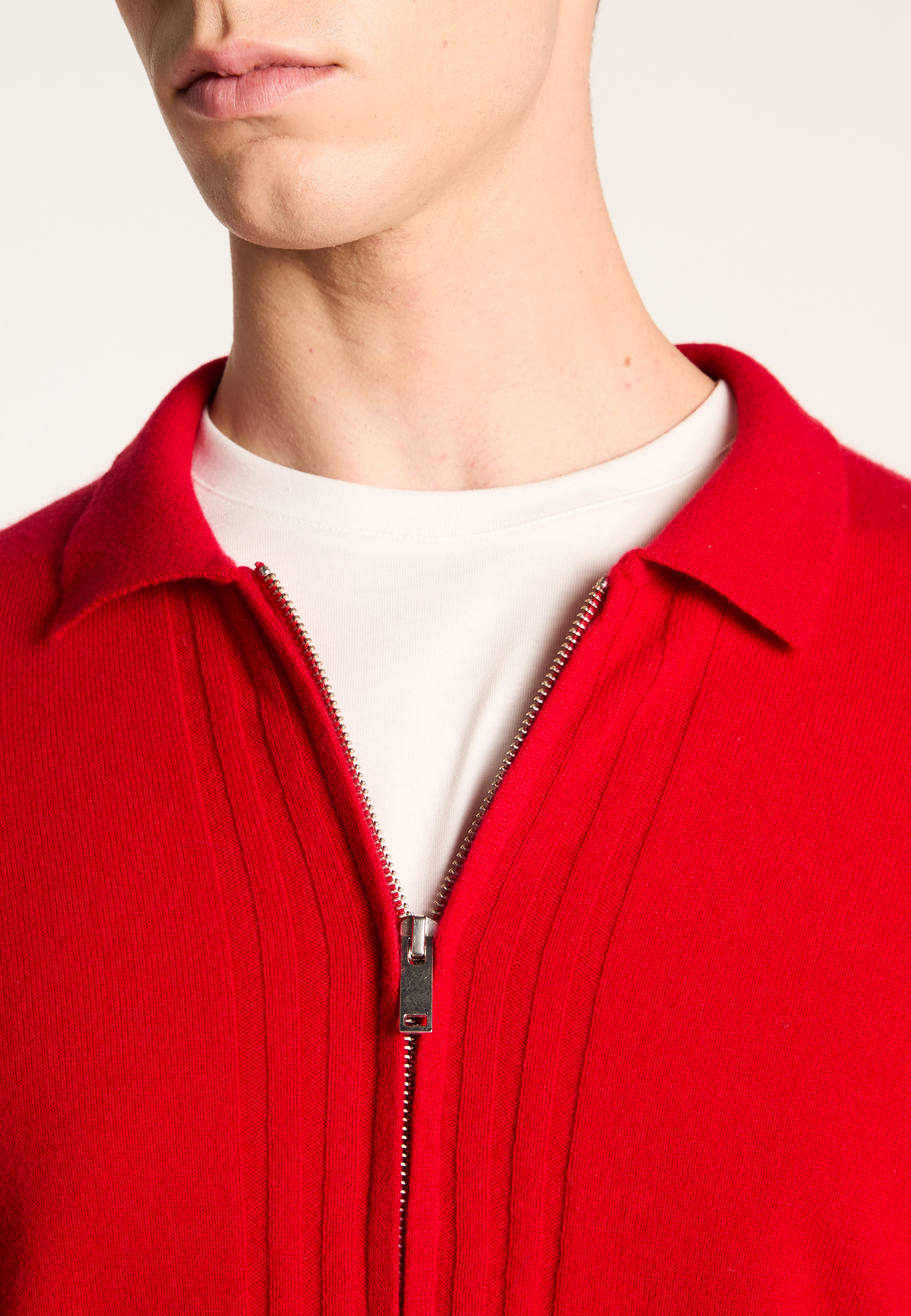 Zipped cashmere cardigan MAISON MONTAGUT Red