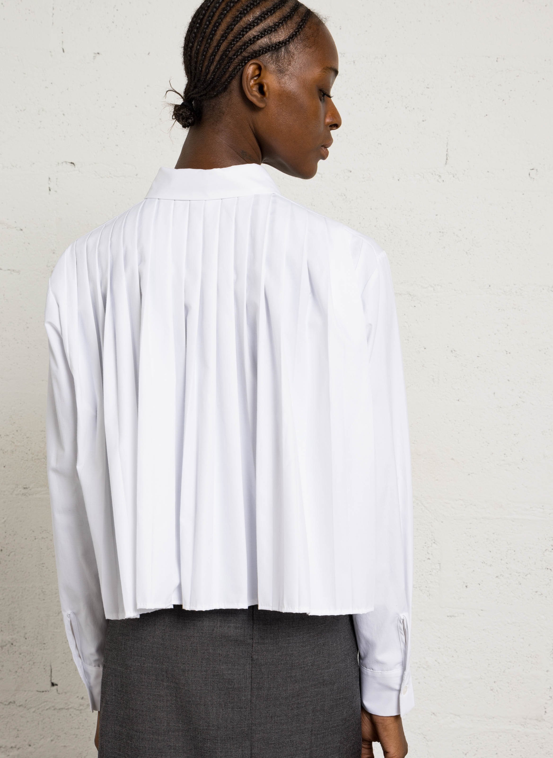 Weite kurze Bluse mit langen Ärmeln IMPERIAL Weiss