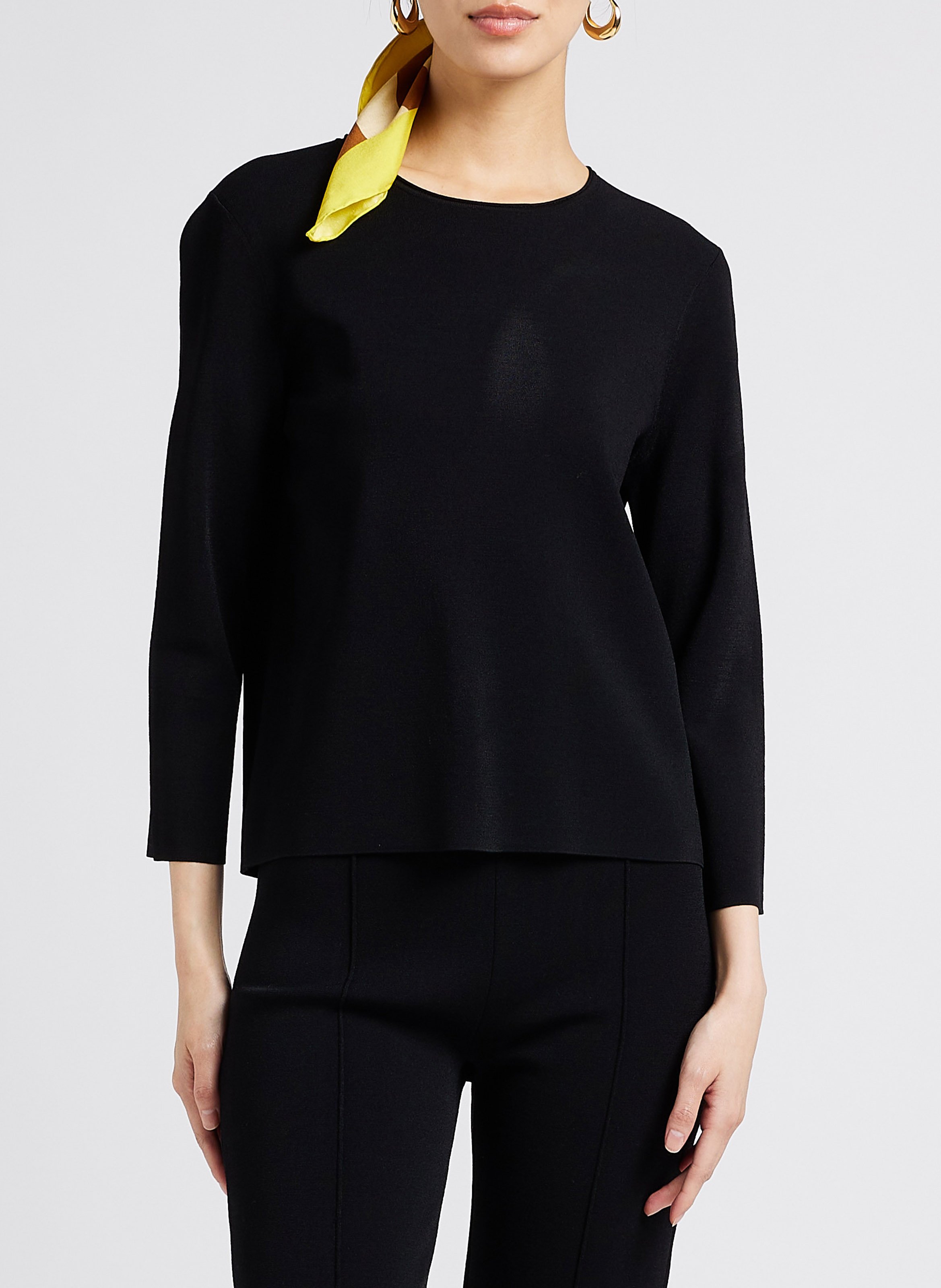 Round-neck top THEORY Black
