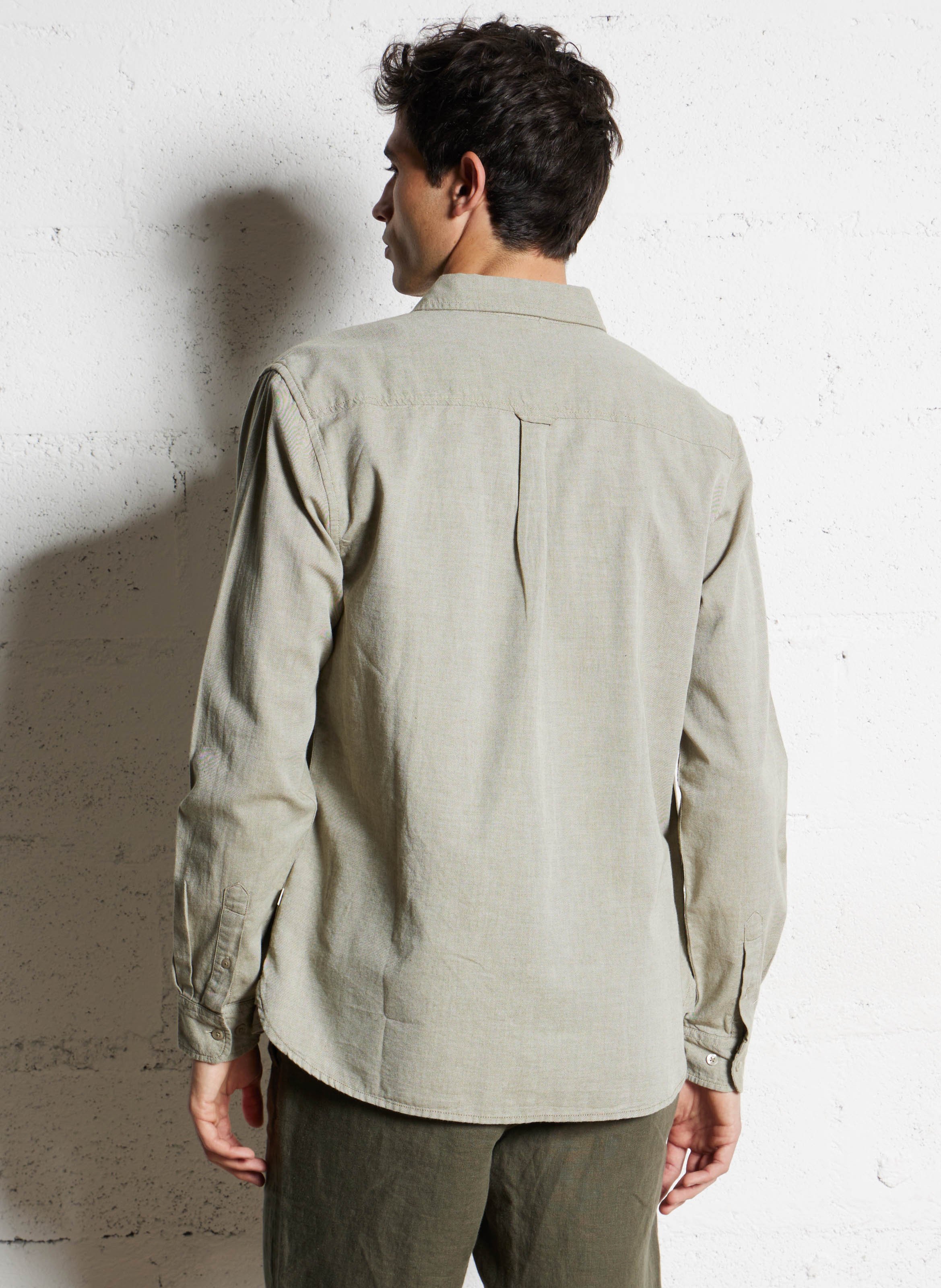 Chemise droite col classique en coton bio KNOWLEDGE COTTON APPAREL Vert