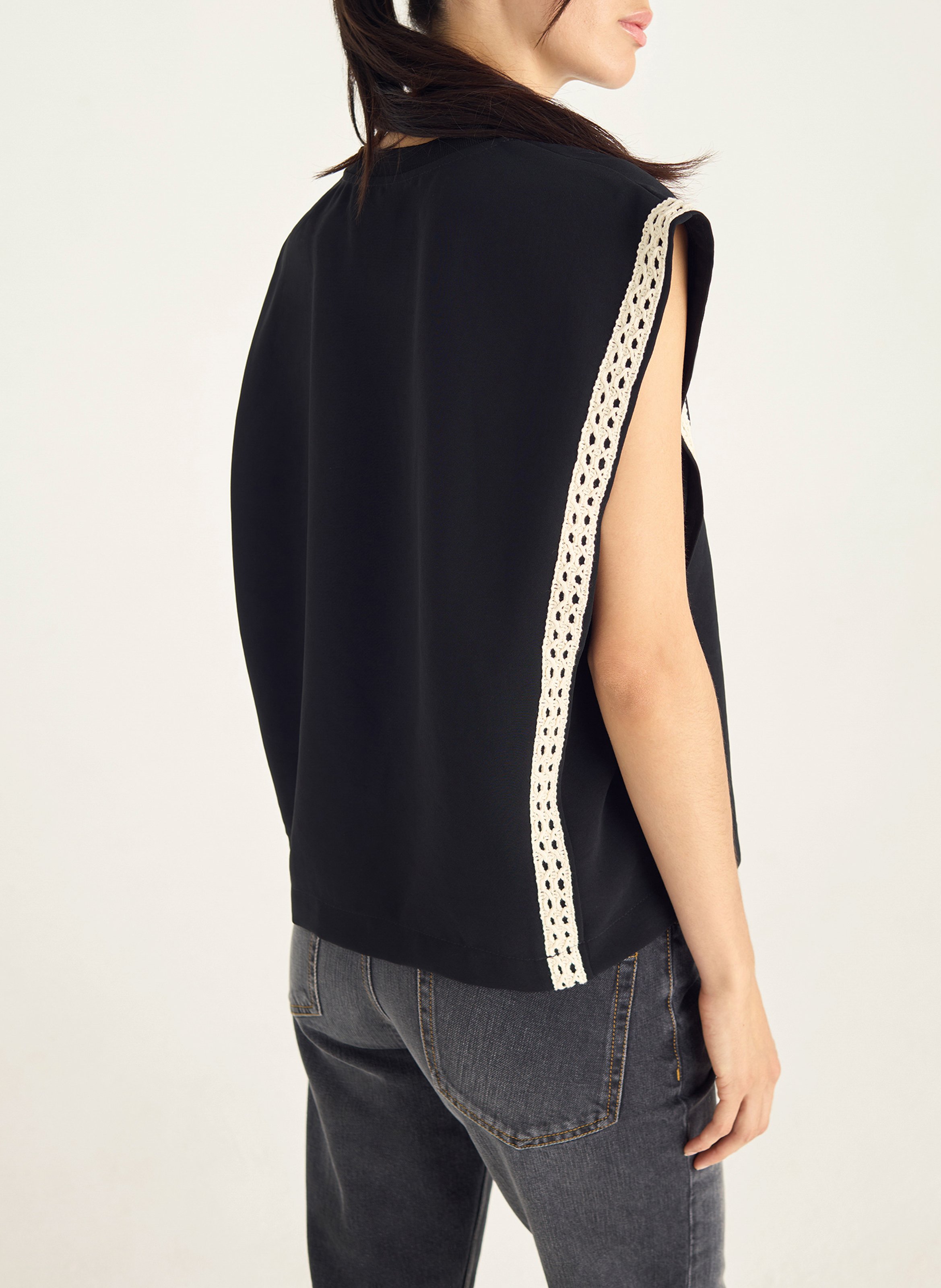 Top met ronde hals in gerecyclede vezels COTELAC Zwart