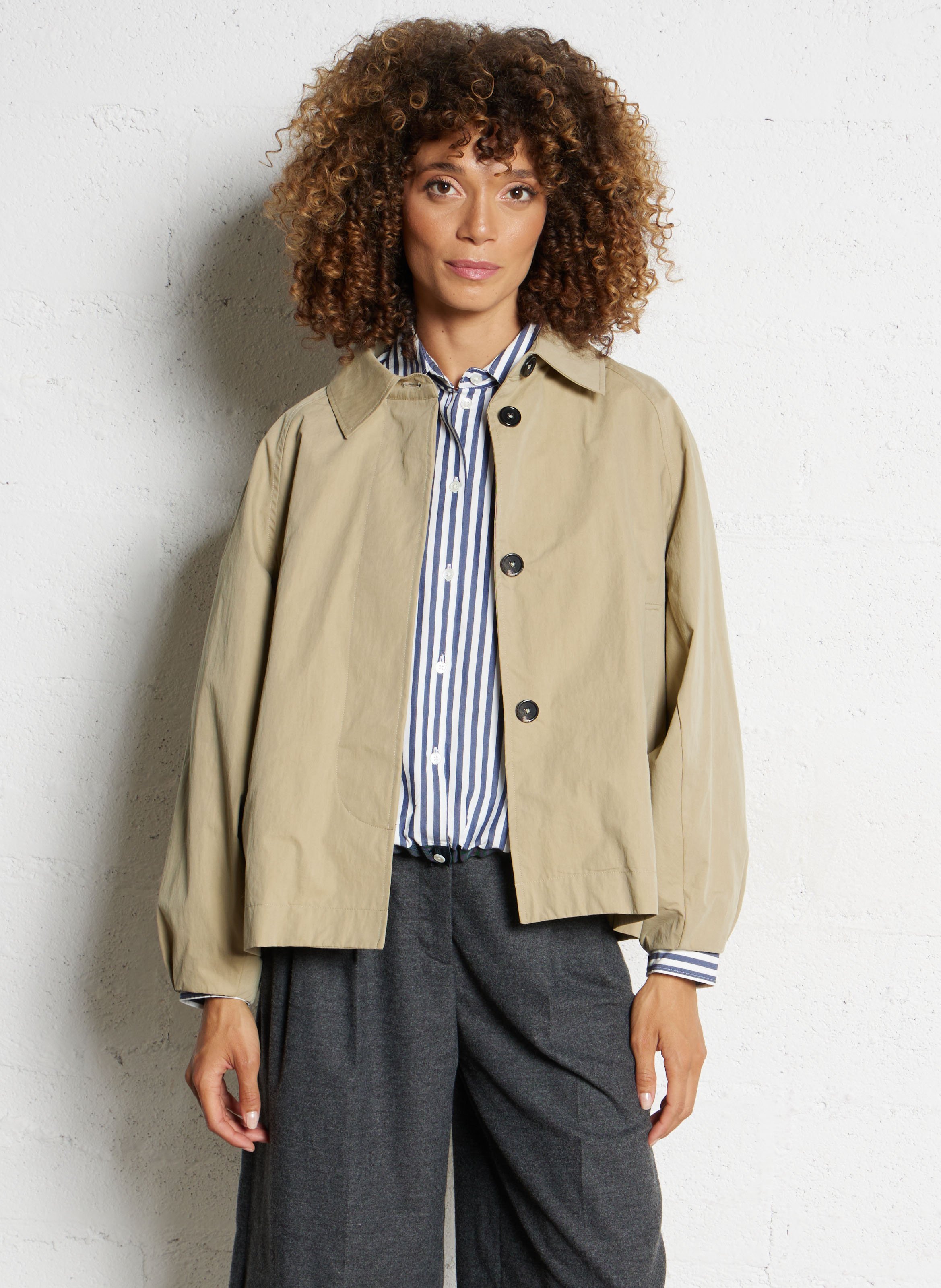 Cotton-blend coat with classic collar BELLEROSE Beige