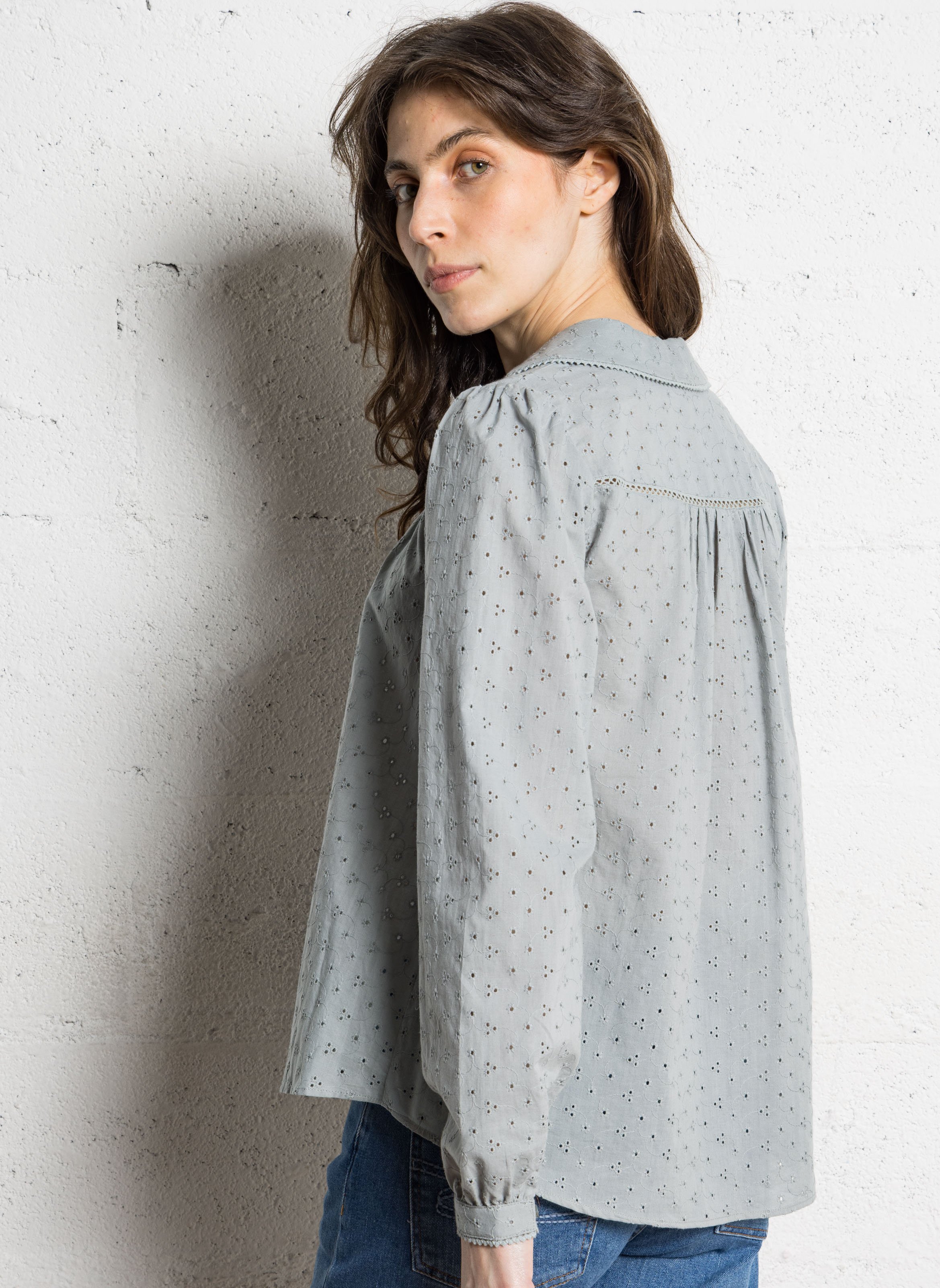 Oversized Hemd mit umgeschlagenem Kragen und bestickter Baumwolle SUD EXPRESS Grun