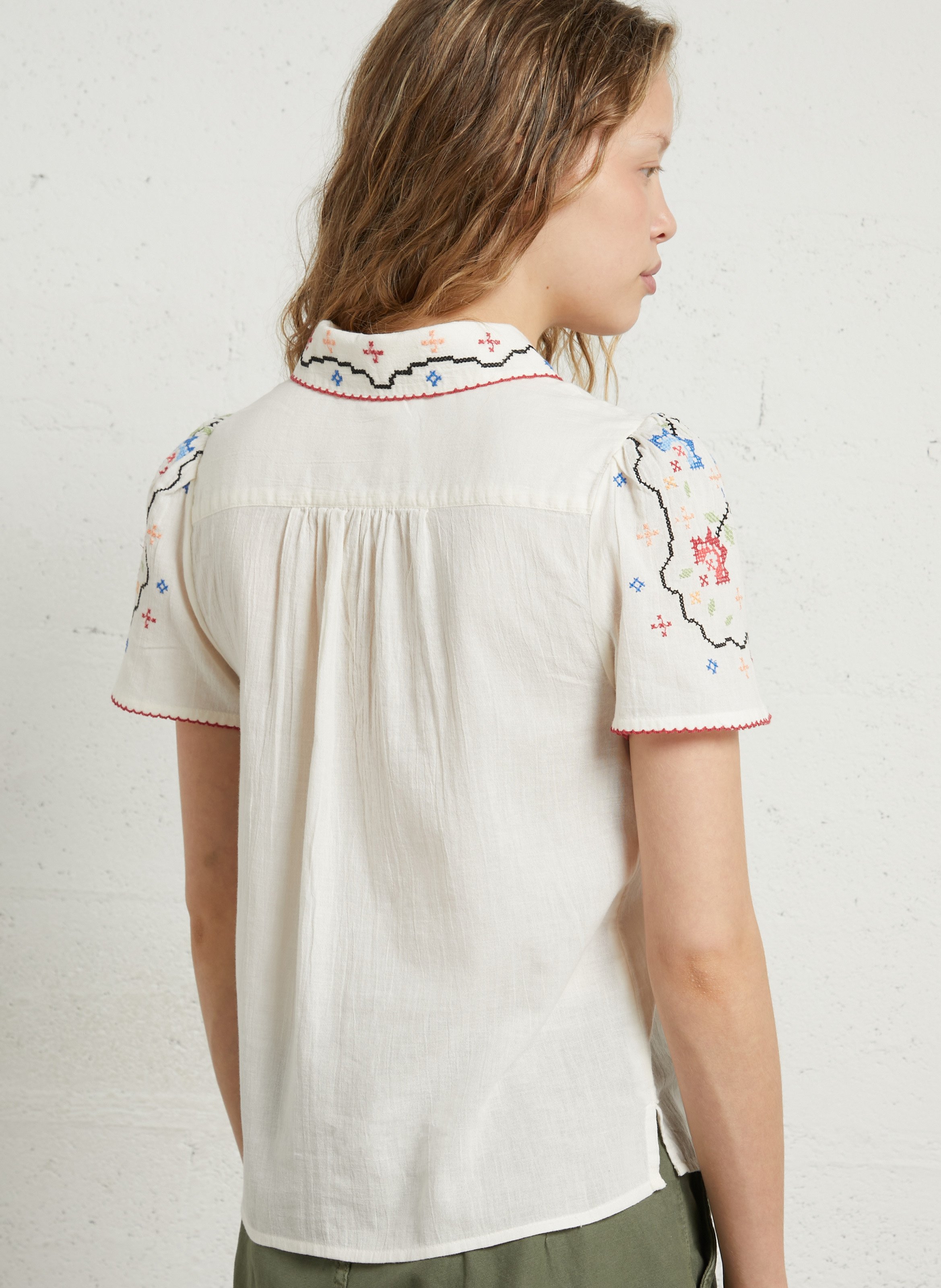 Chemise manches courtes brodée M.A.B.E Blanc