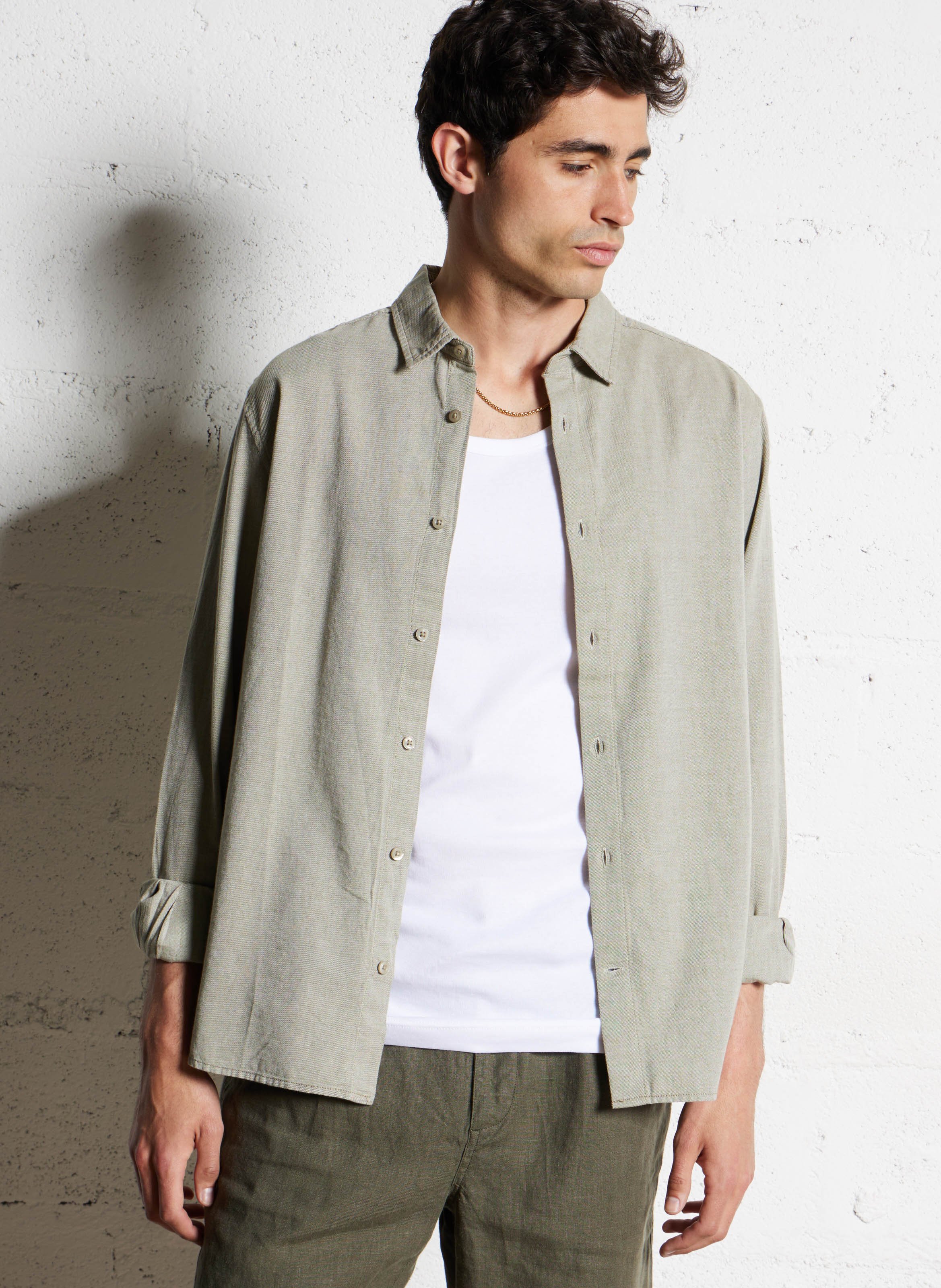 Chemise droite col classique en coton bio KNOWLEDGE COTTON APPAREL