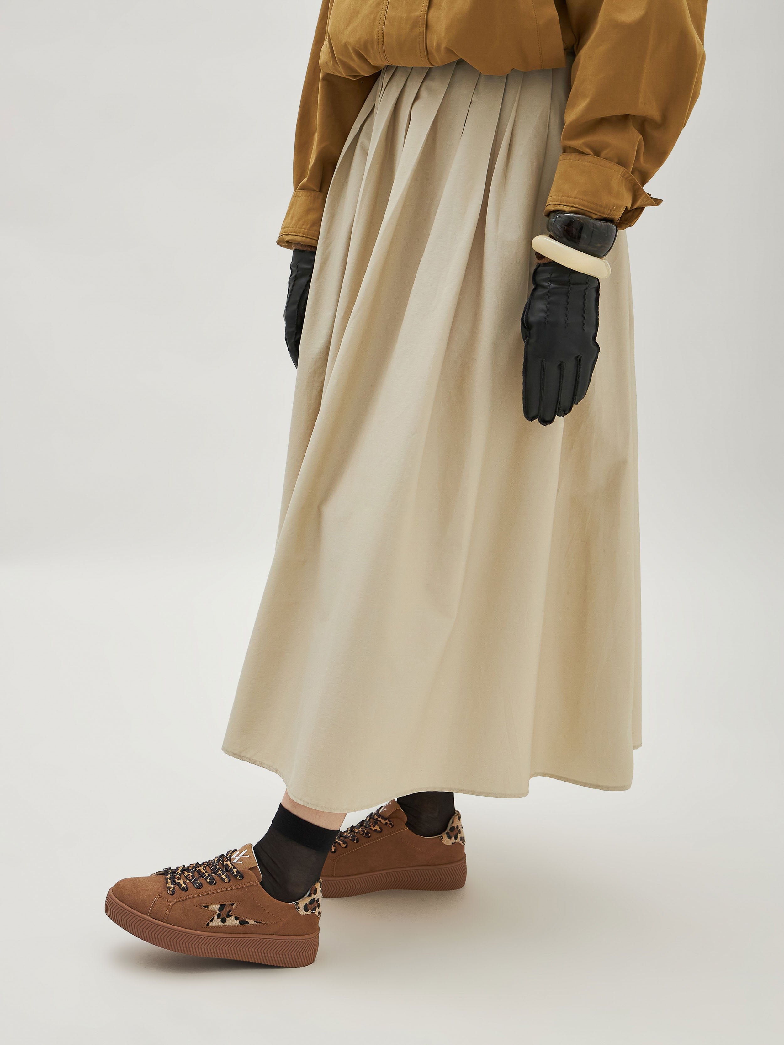 Low-top leopard print lace-up sneakers VANESSA WU Brown