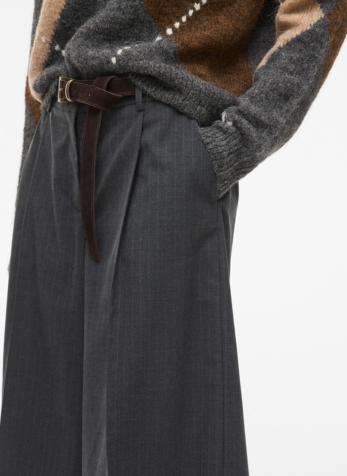 Bermuda large à fines rayures ROUGE EDIT Gris