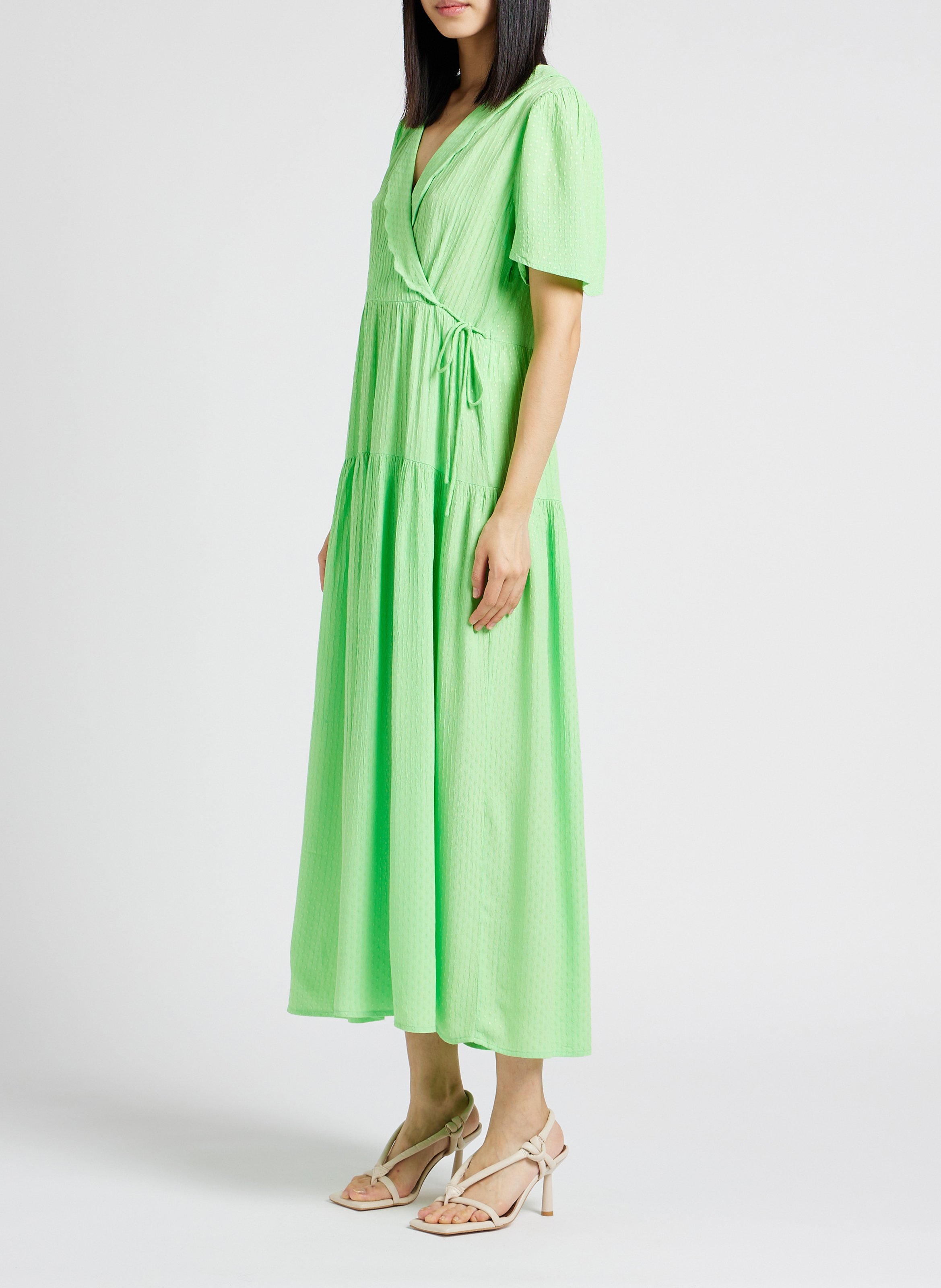 Lange jurk met V-hals en volants YAS Groen