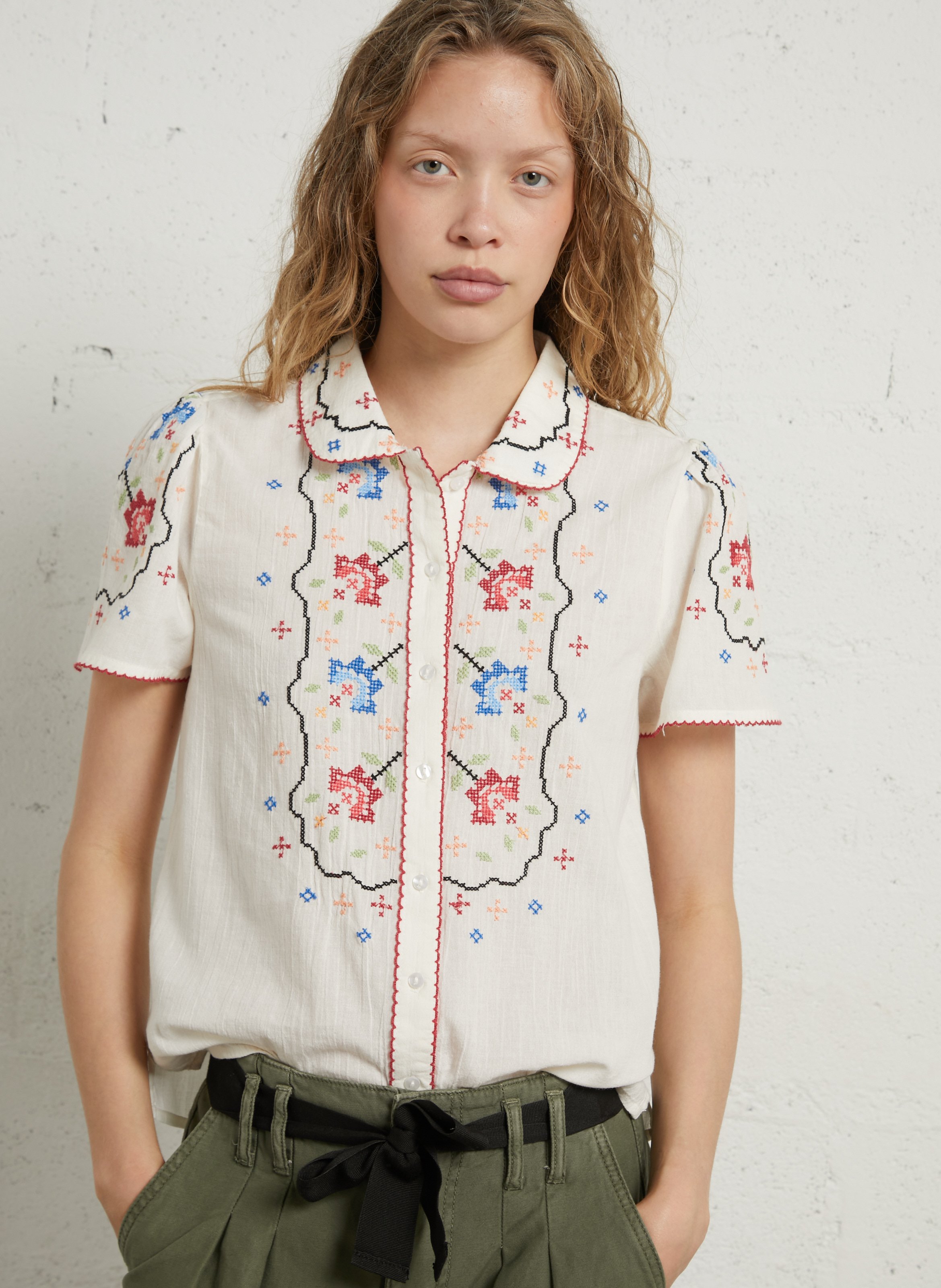 Chemise manches courtes brodée M.A.B.E Blanc