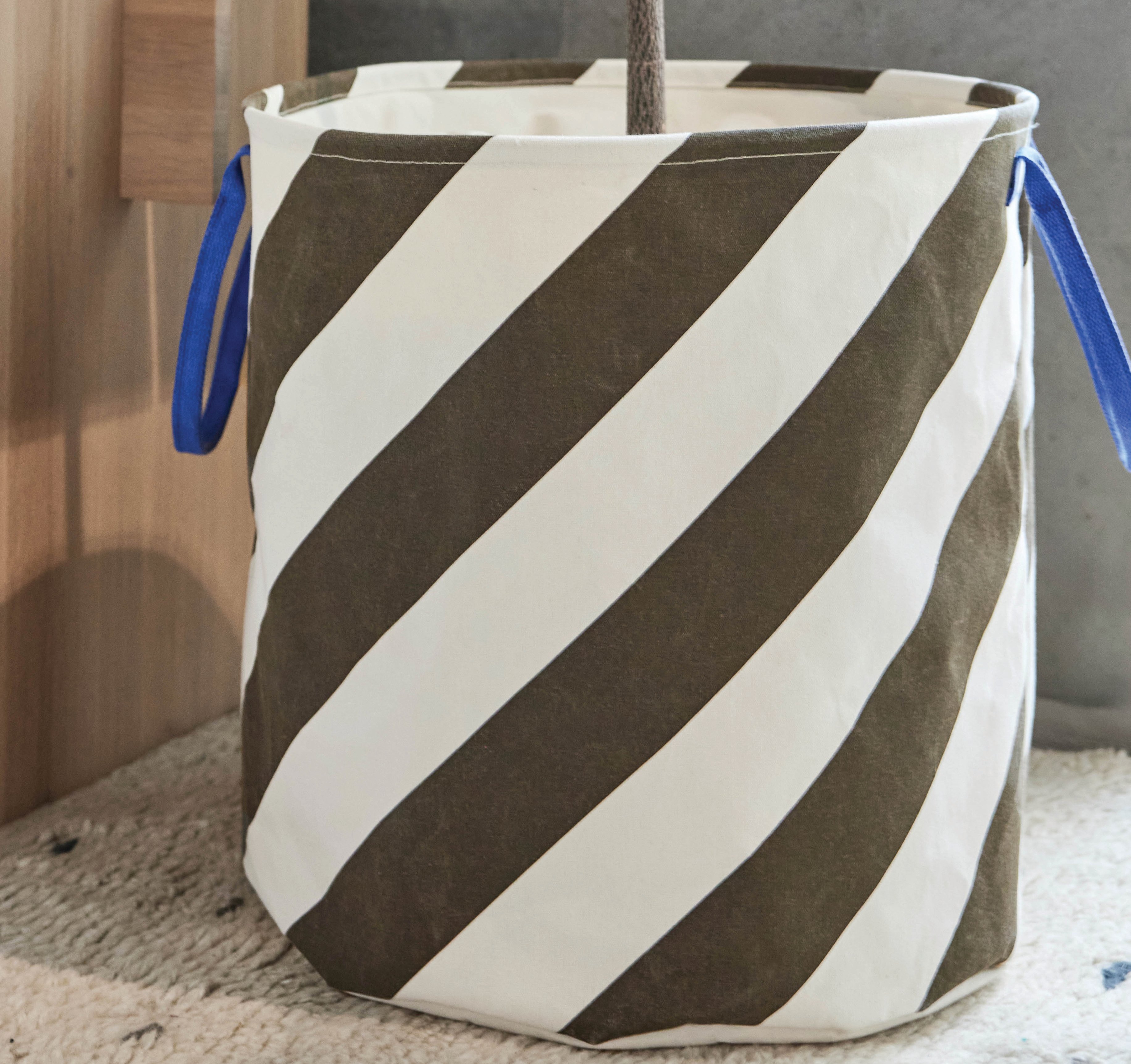 Polyester laundry basket OYOY LIVING DESIGN Brown