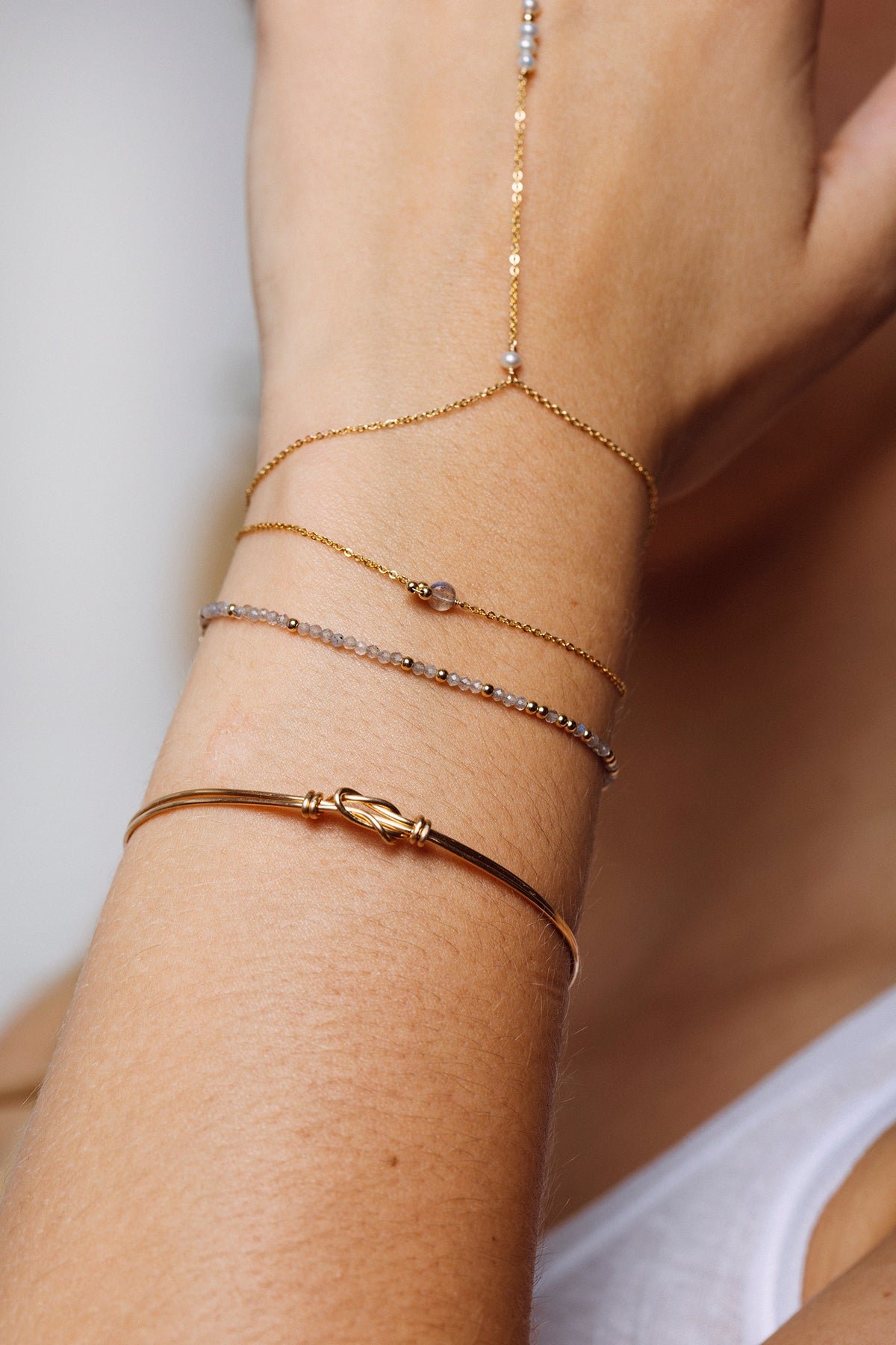 Hera bangle YAY Golden