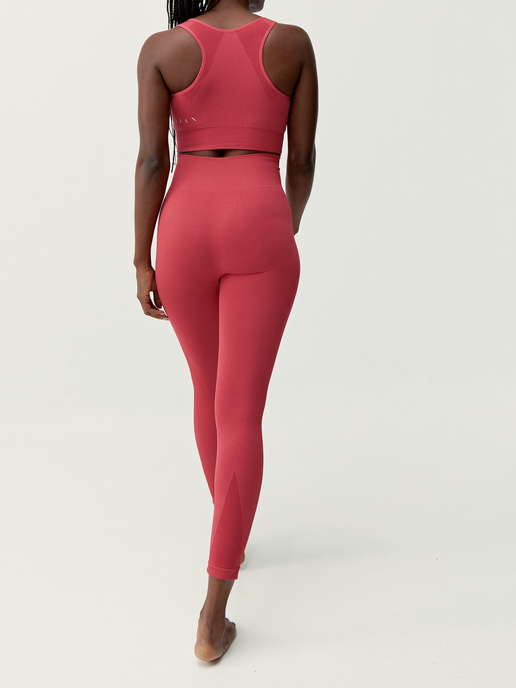 Seamless High Support Sports Bra BORN LIVING YOGA Red