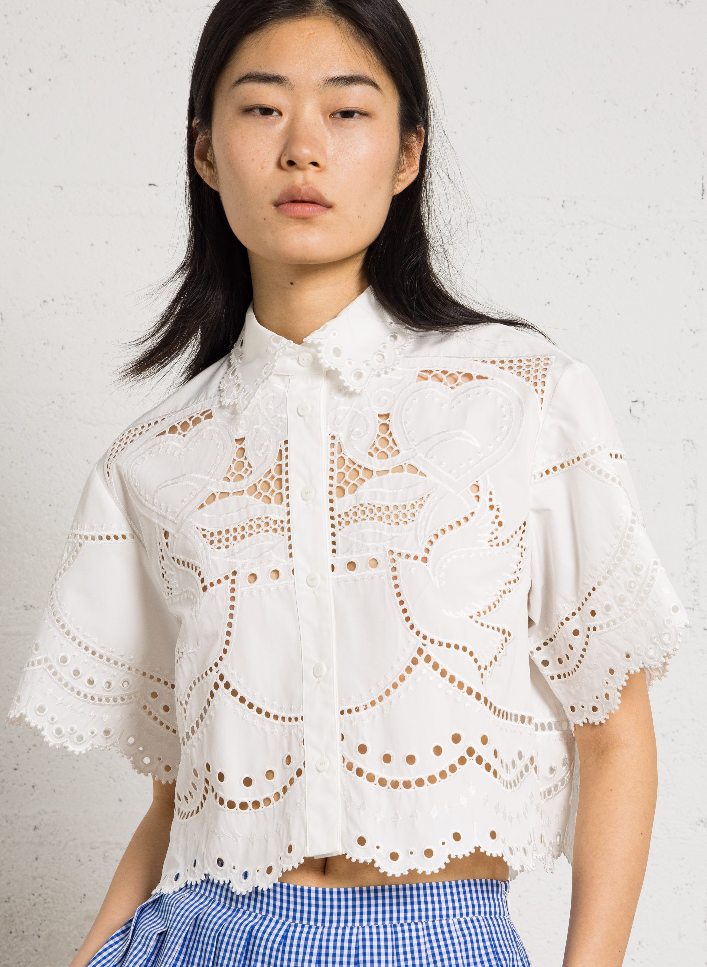 Kurzarmbluse mit Lochstickerei BERENICE