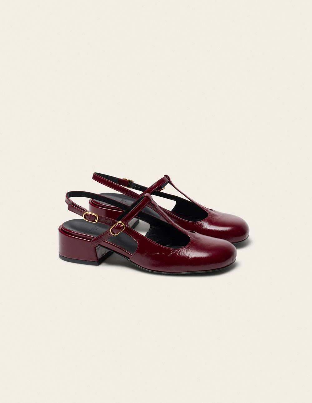 Pumps ODAJE Red