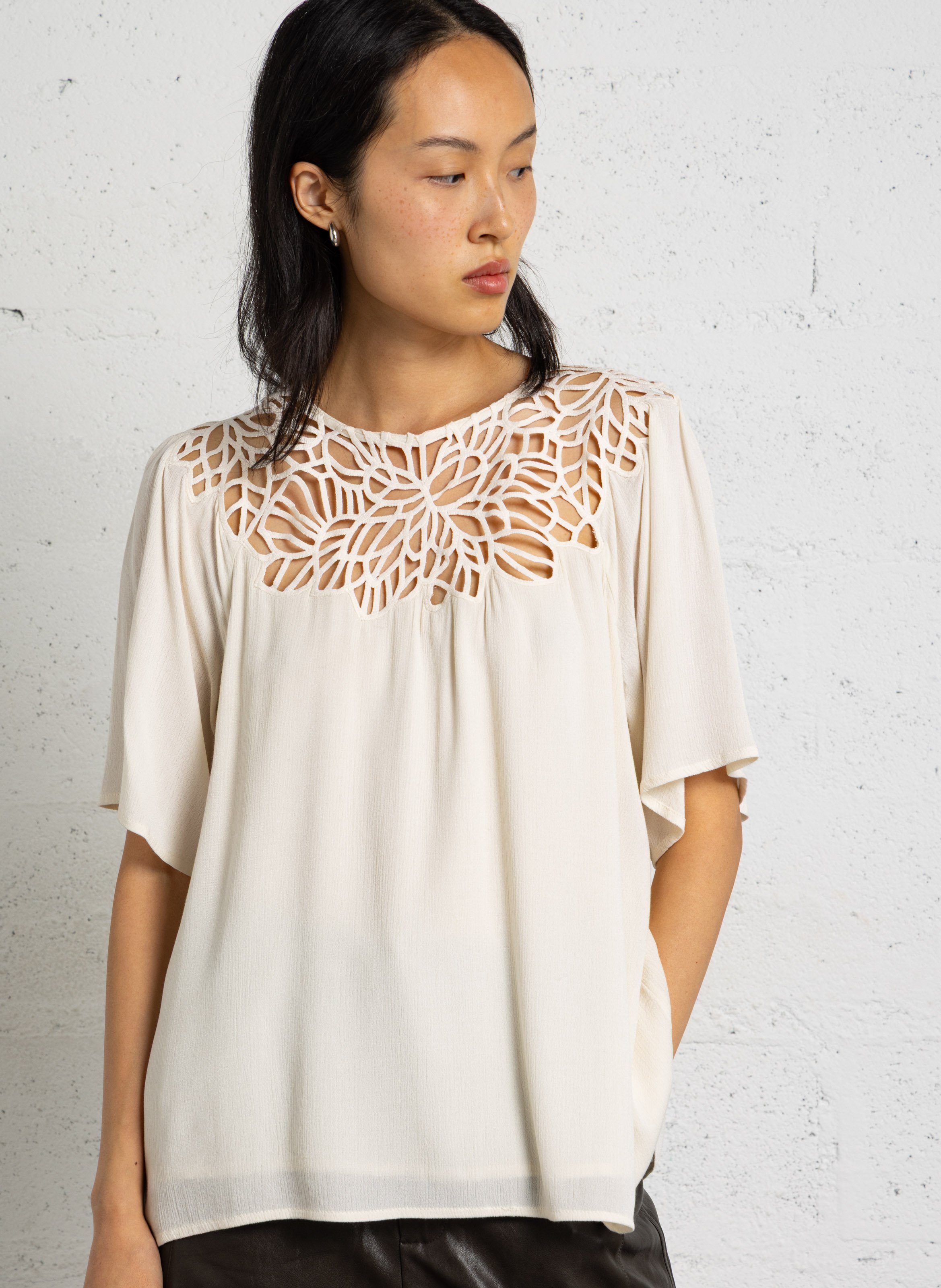 Top with openwork embroideries MAISON 123 Beige