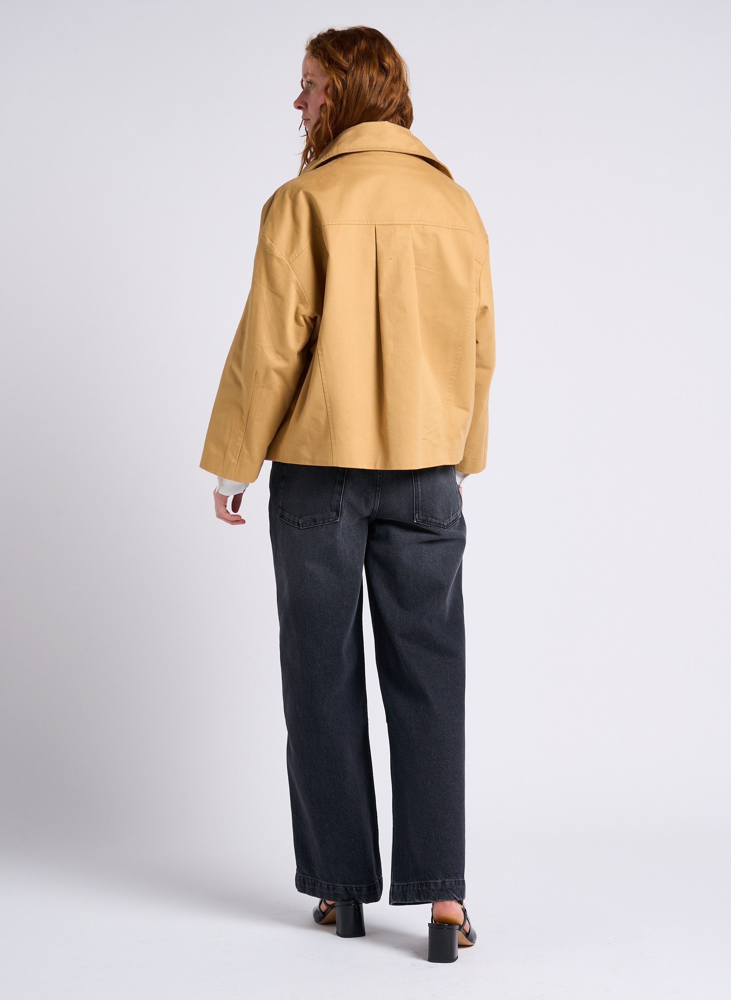 Korte, katoenen trenchcoat Bruin