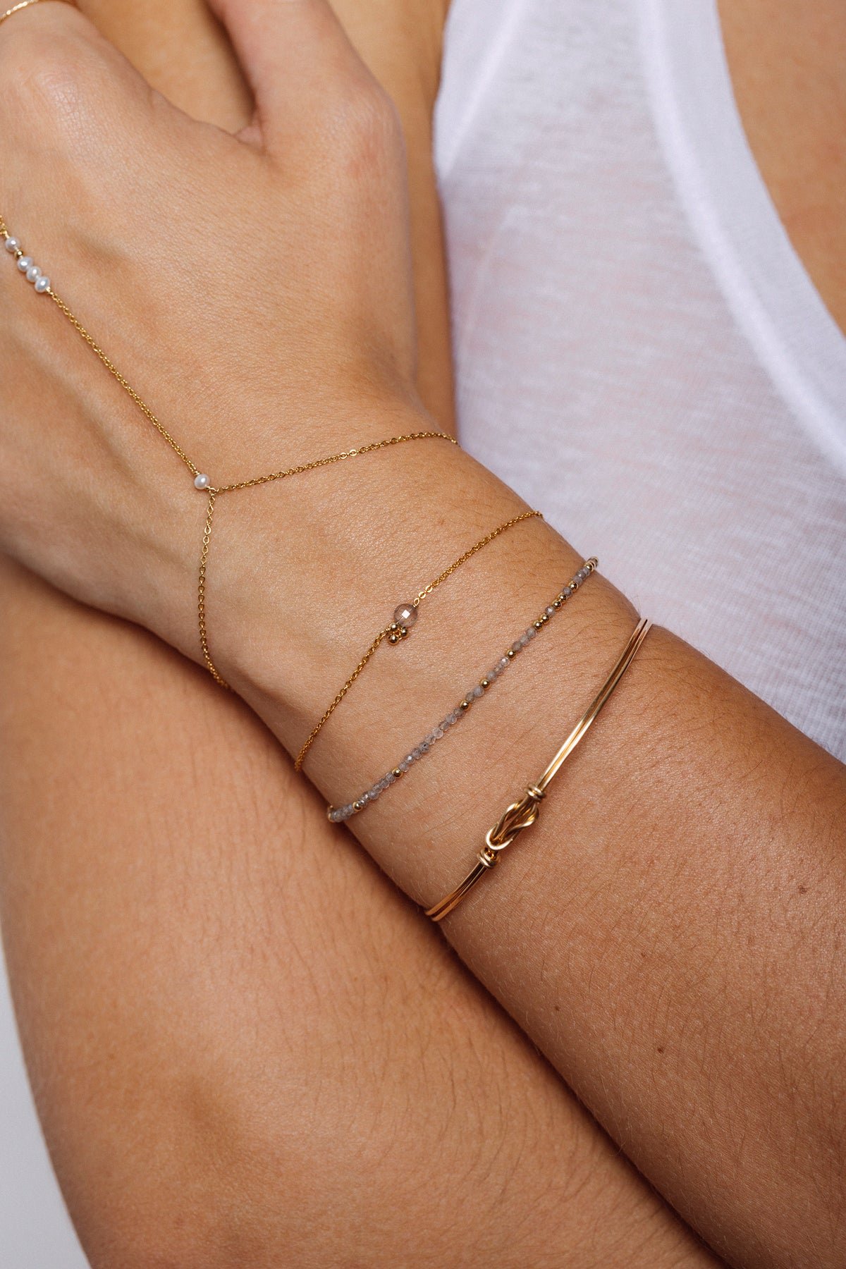 Hera bangle YAY Golden