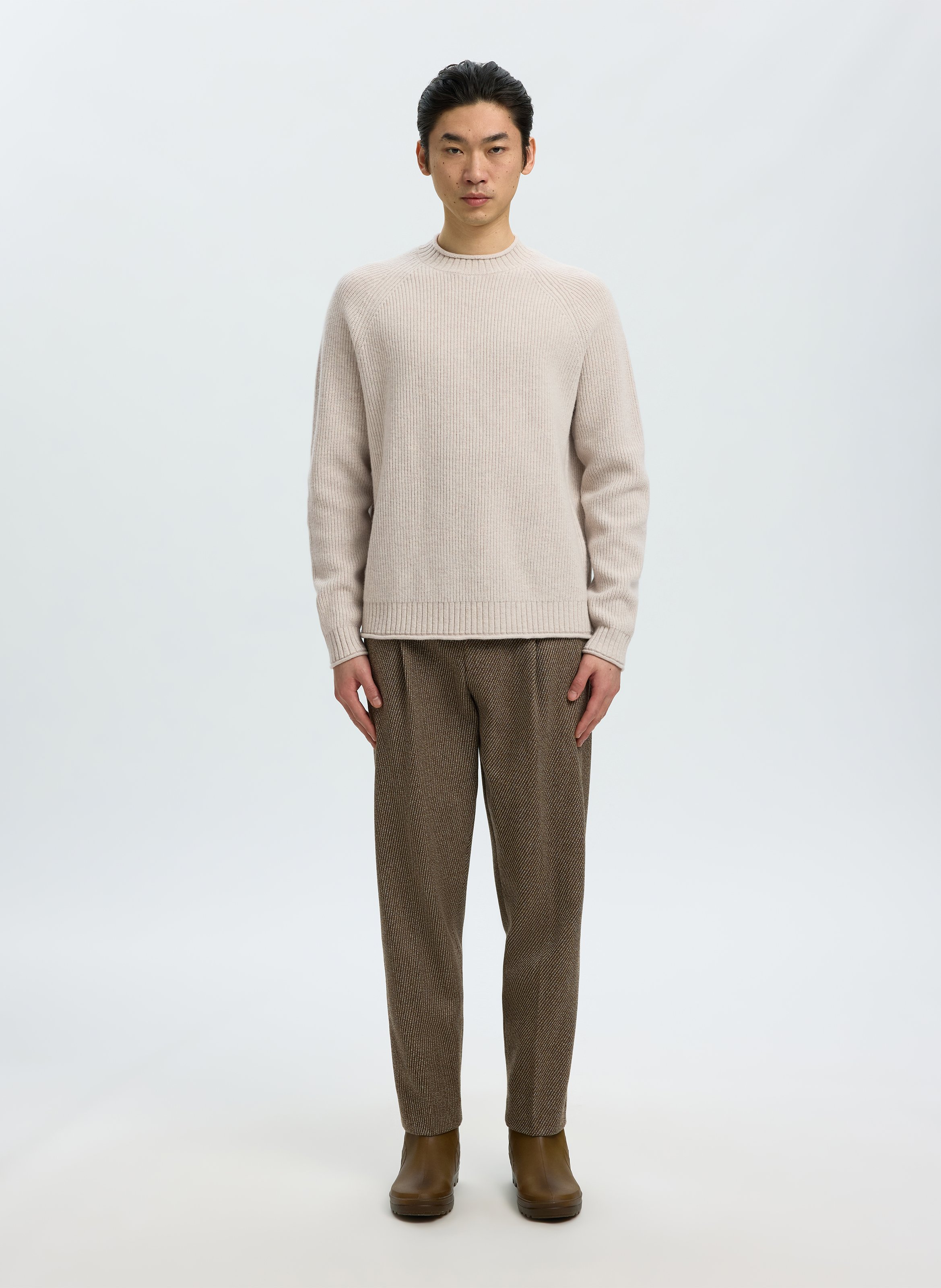 Rechte, wollen trui met opstaande kraag SELECTED Beige