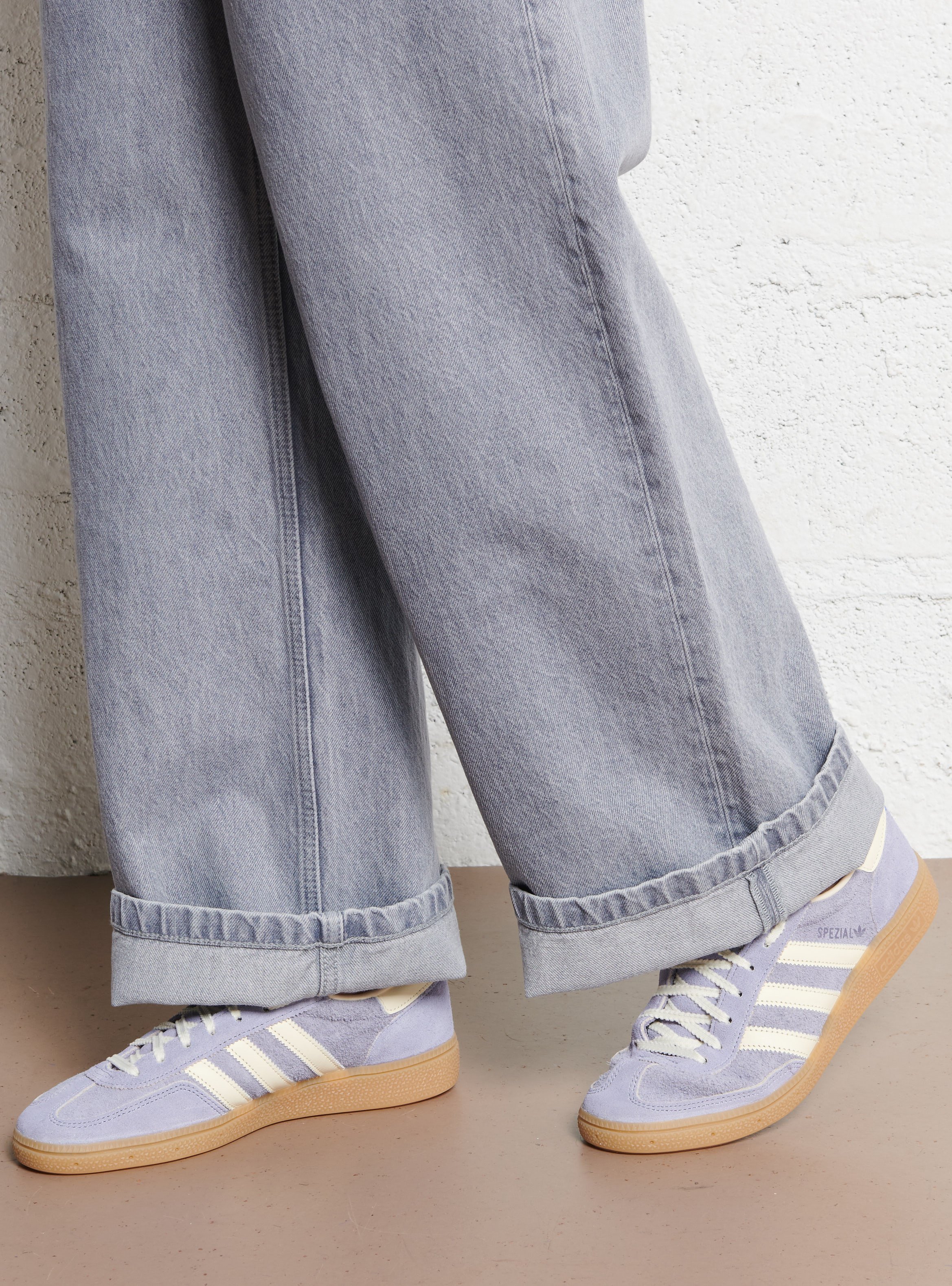 Baskets basses en cuir ADIDAS Violet