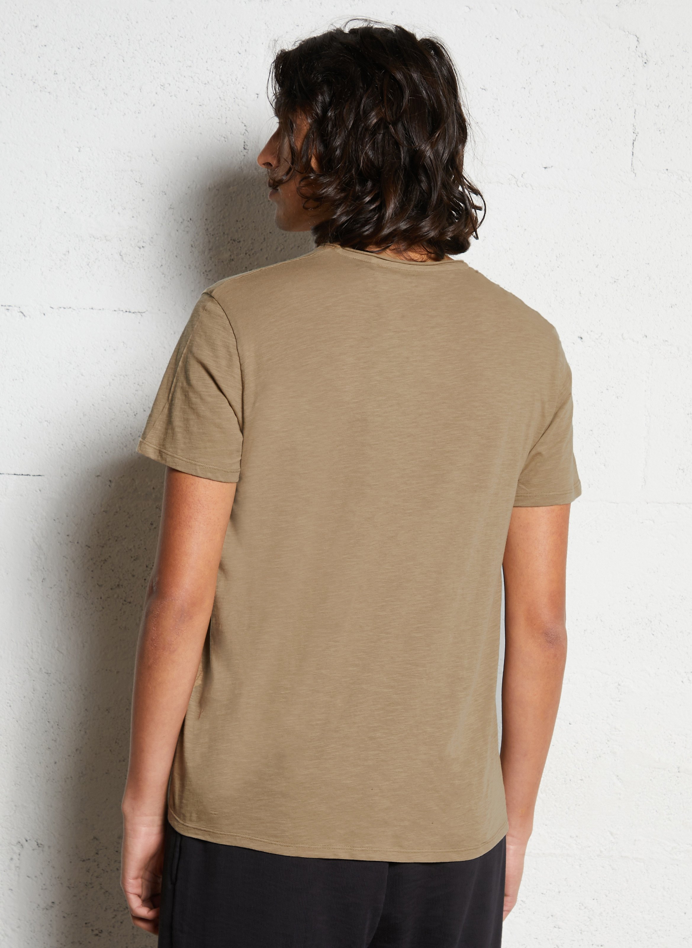 Gerade geschnittenes Baumwoll-T-Shirt mit V-Ausschnitt IKKS Beige