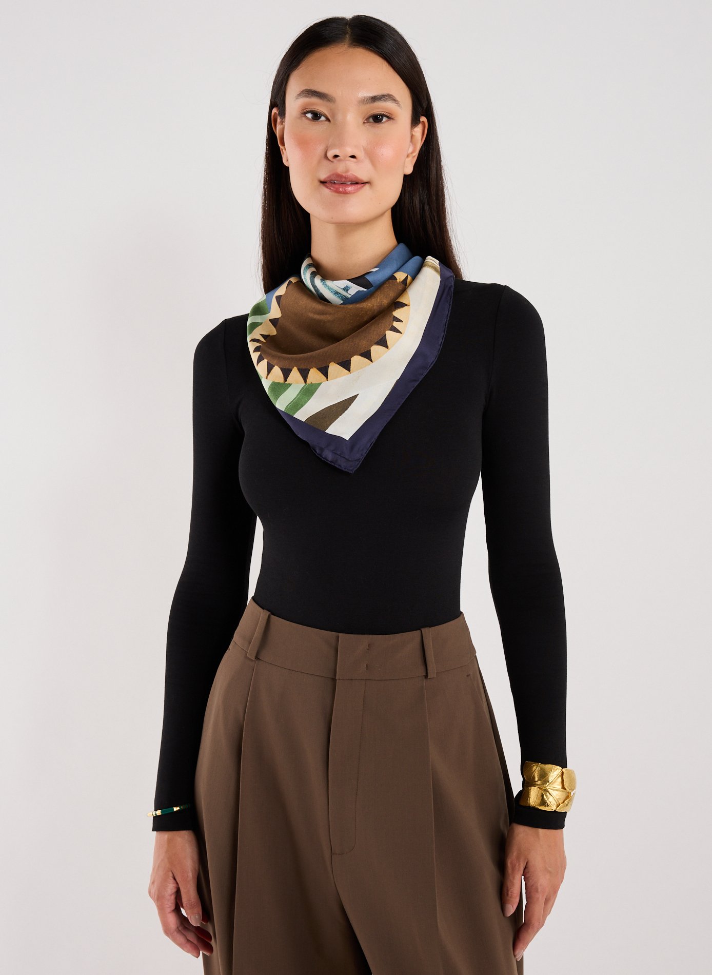 Vierkant, zijden sjaaltje AU PRINTEMPS PARIS Veelkleurig