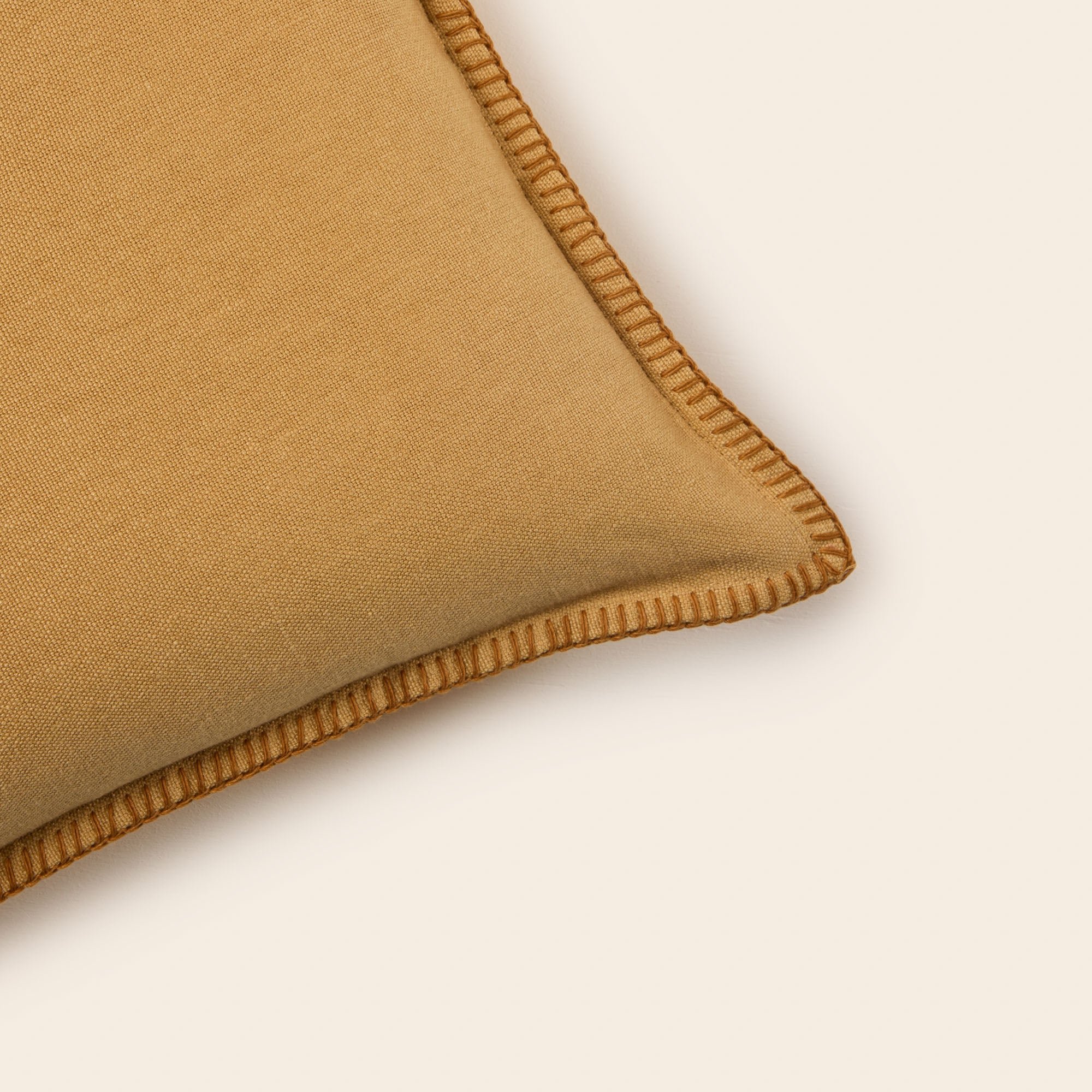 Madura - Nino cushion cover in green 50x50 cm MADURA Yellow