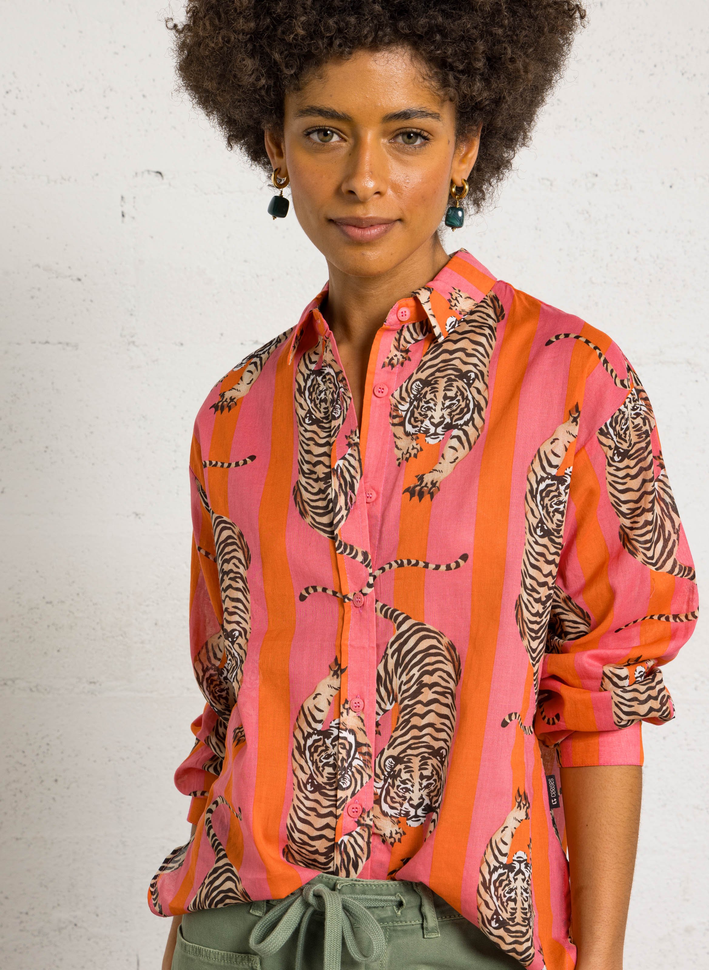 Gestreept recht hemd met tijgermotieven LE TEMPS DES CERISES Roze