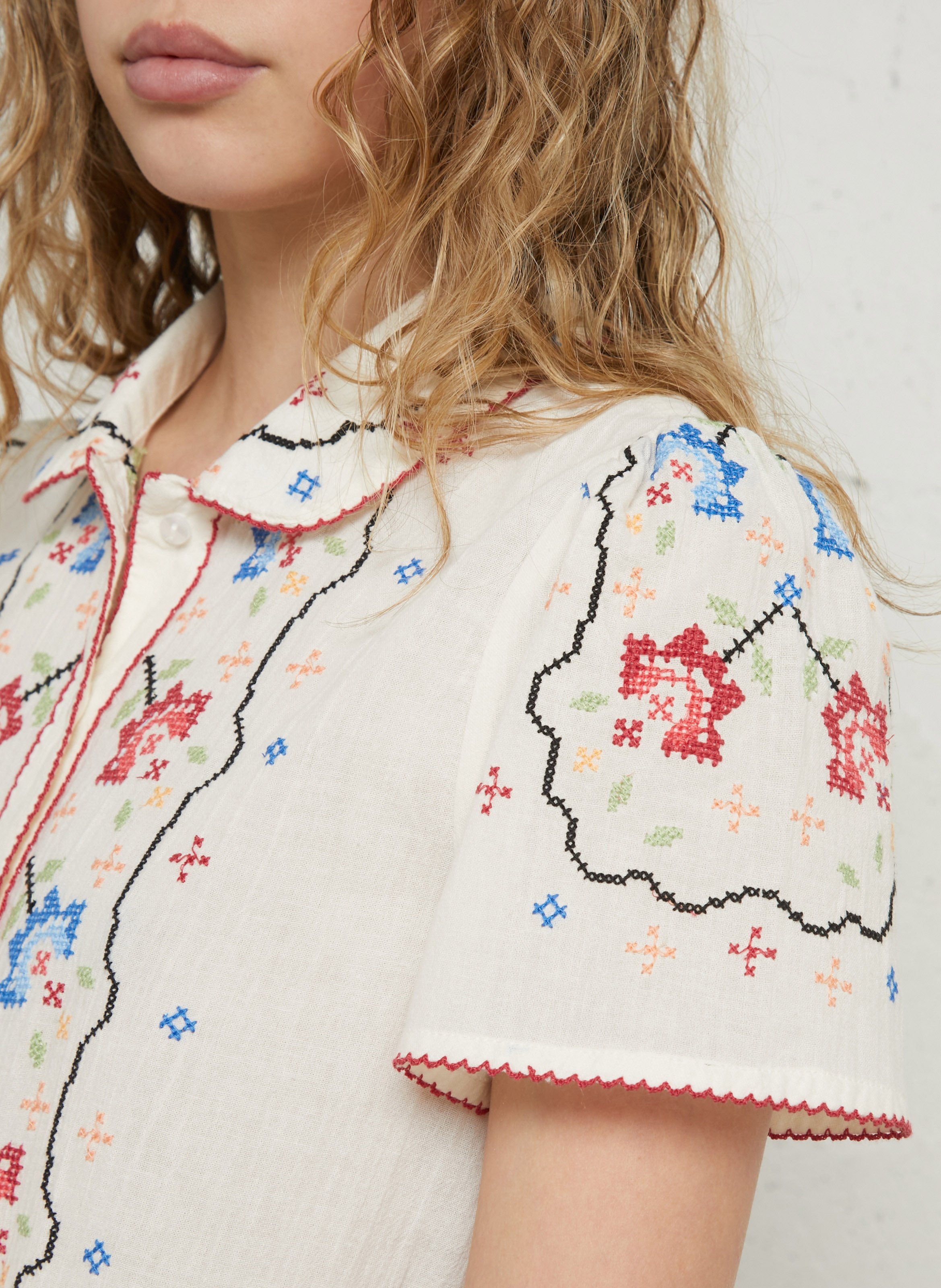 Chemise manches courtes brodée M.A.B.E Blanc