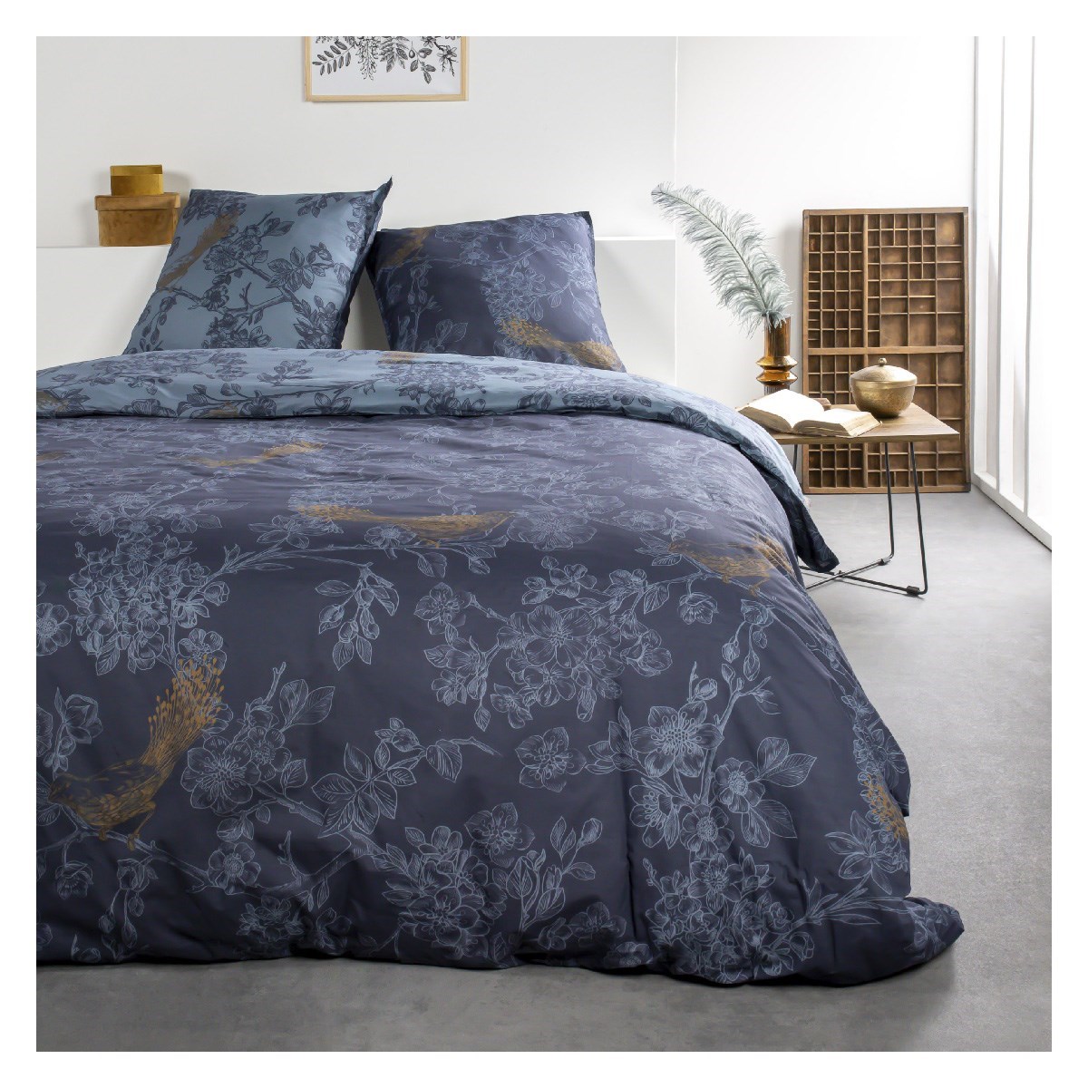 Floral printed cotton bedding set Blue