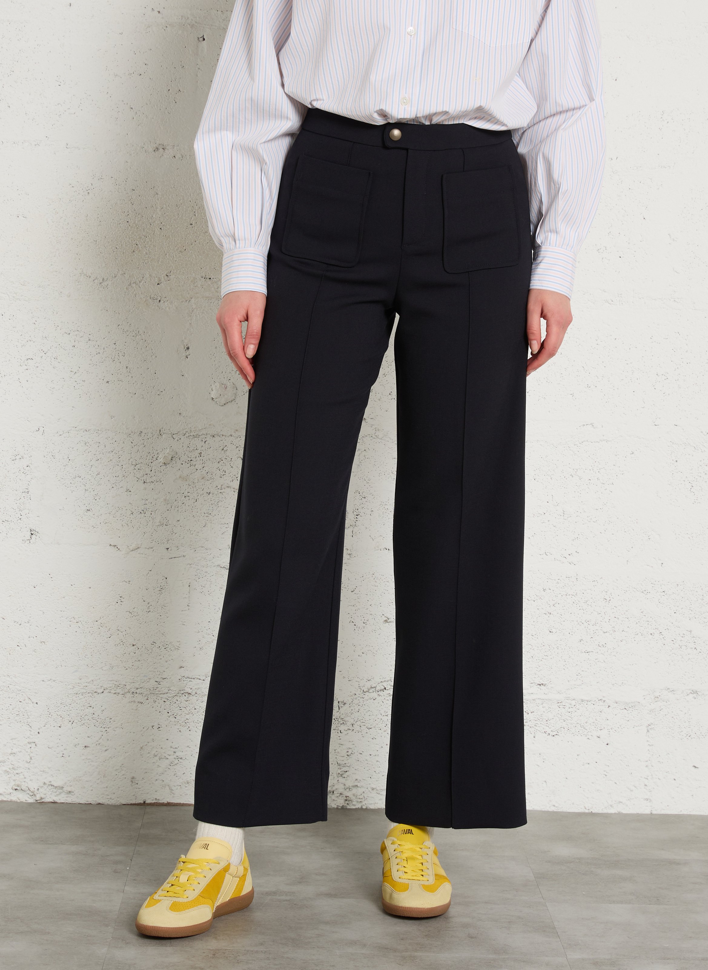 Gerade geschnittene Anzughose mit Bügelfalten SOEUR
