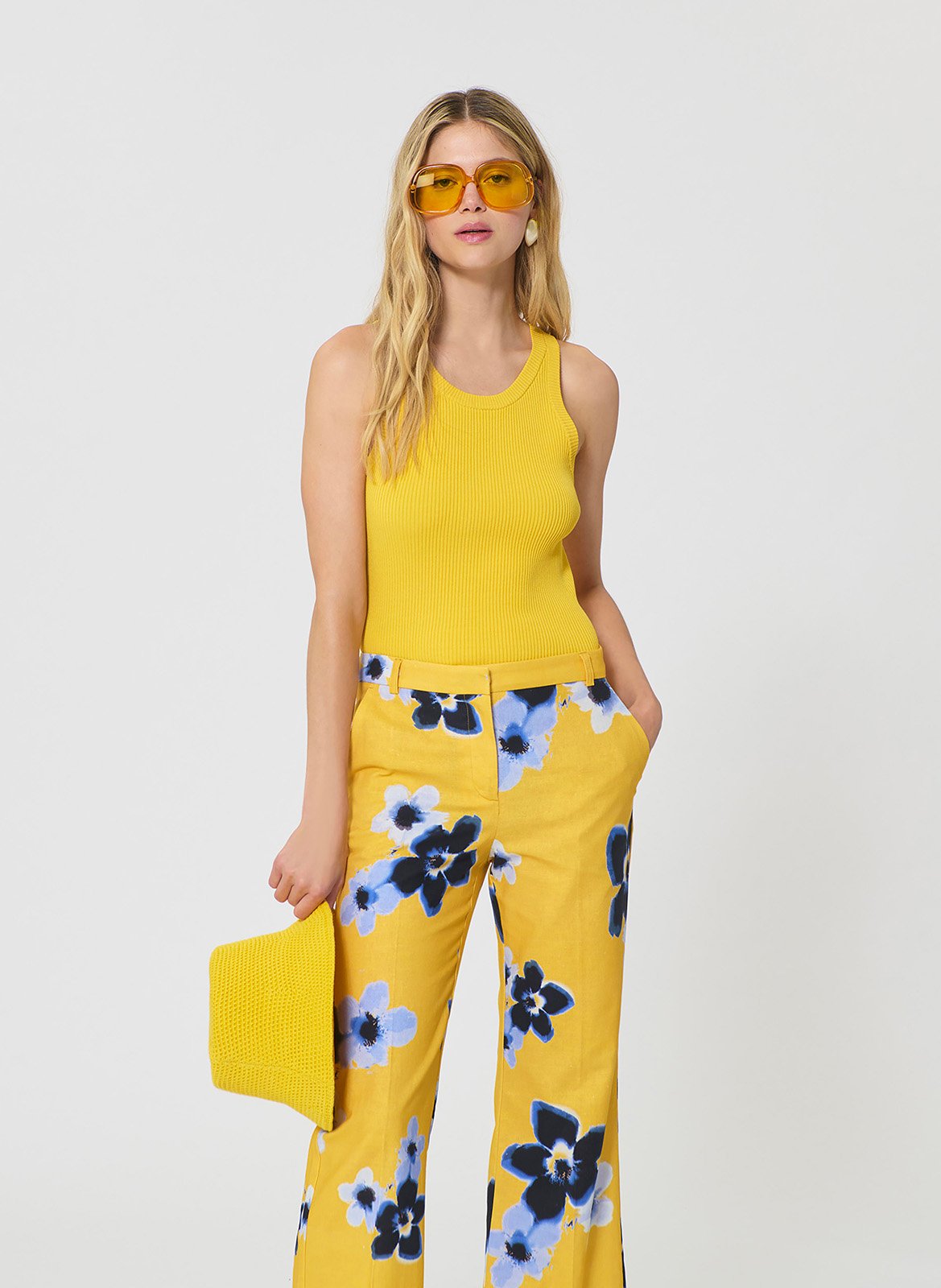 Malilen U-neck sleeveless top TARA JARMON