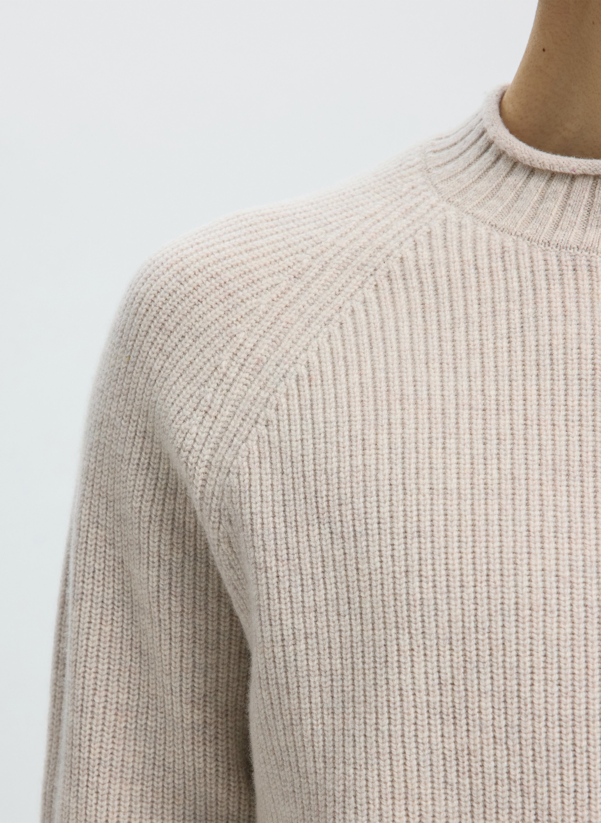 Rechte, wollen trui met opstaande kraag SELECTED Beige