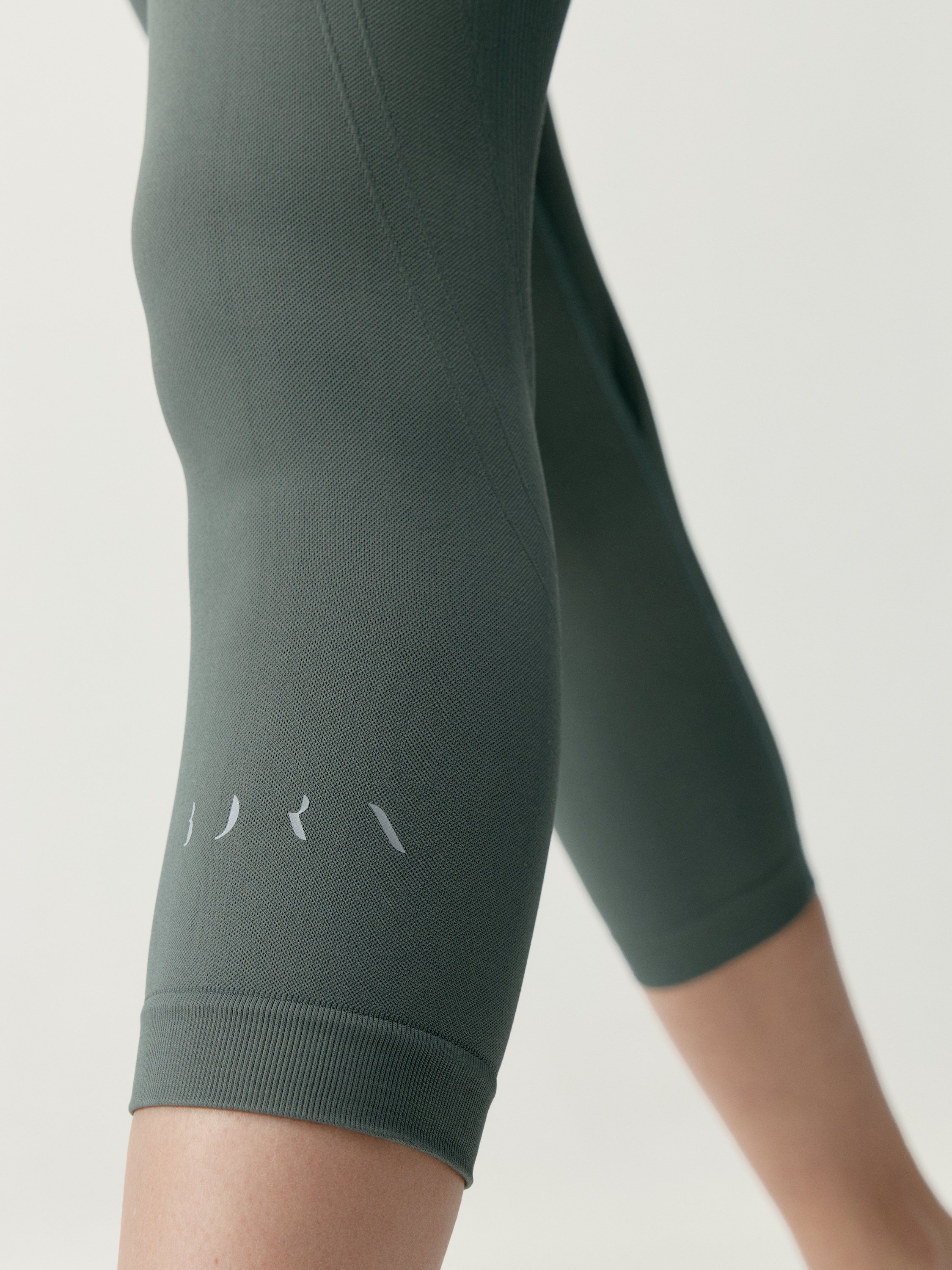 Legging de sport capri seamless eris BORN Vert