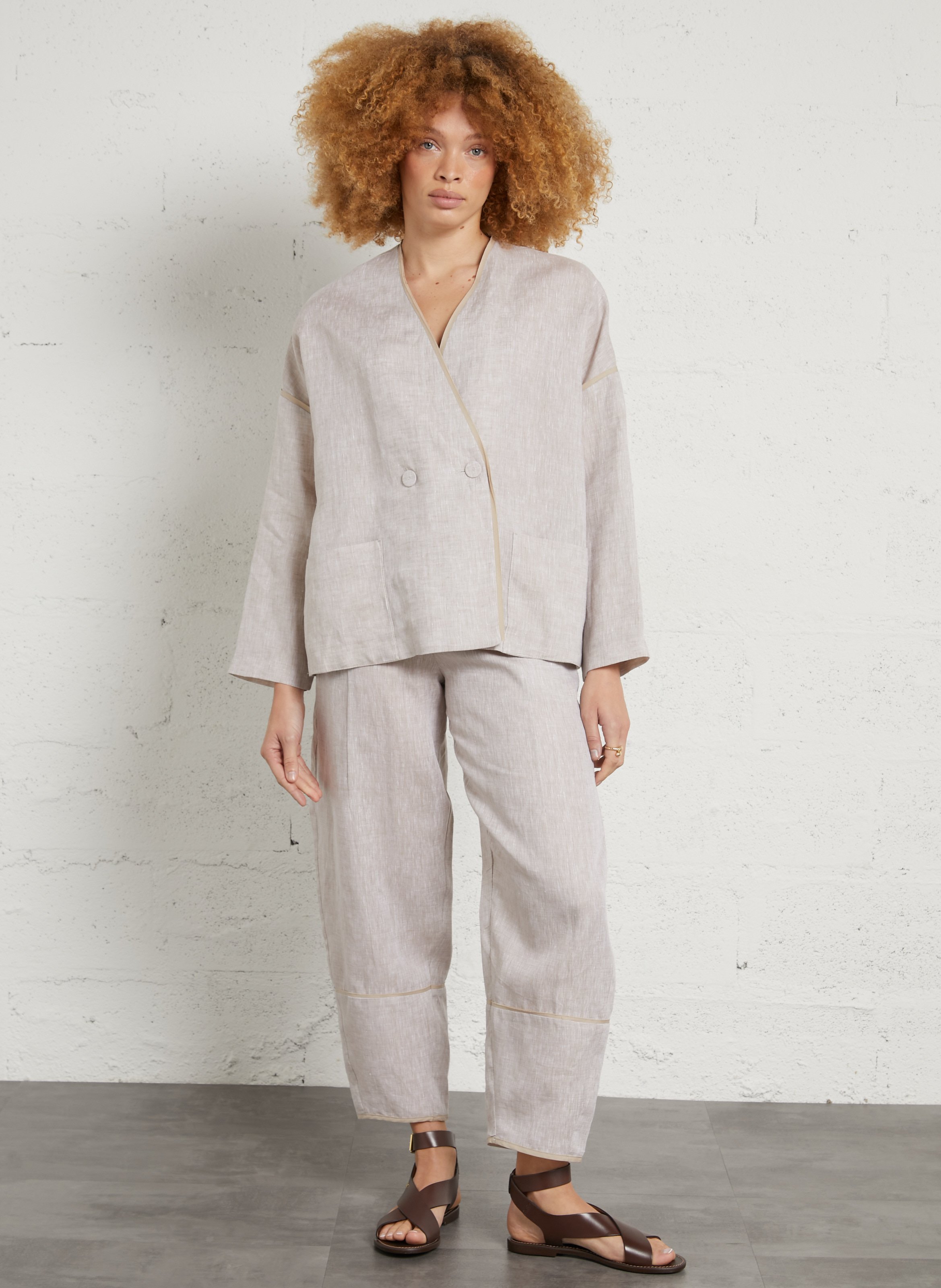 Gerade geschnittene Leinenhose MOMONI Beige