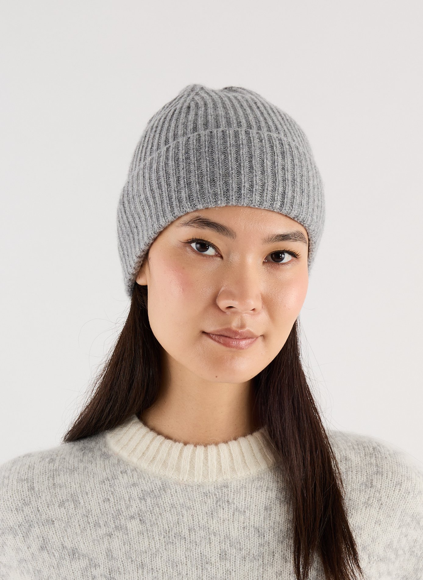 Ribbed-knit cashmere hat SAISON 1865 Grey