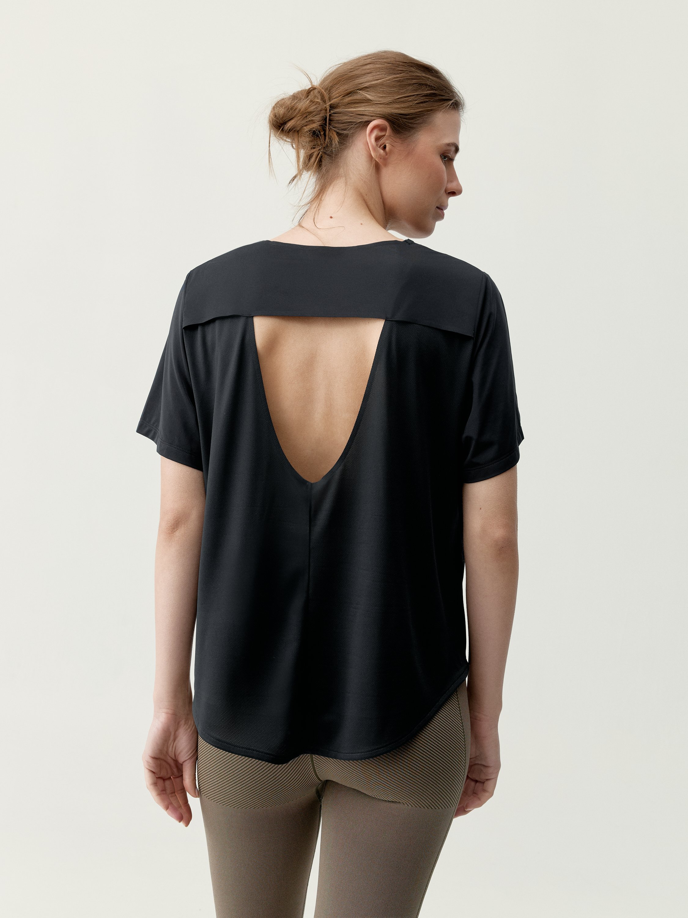 Women's short-sleeve bamboo sports t-shirt BORN Black