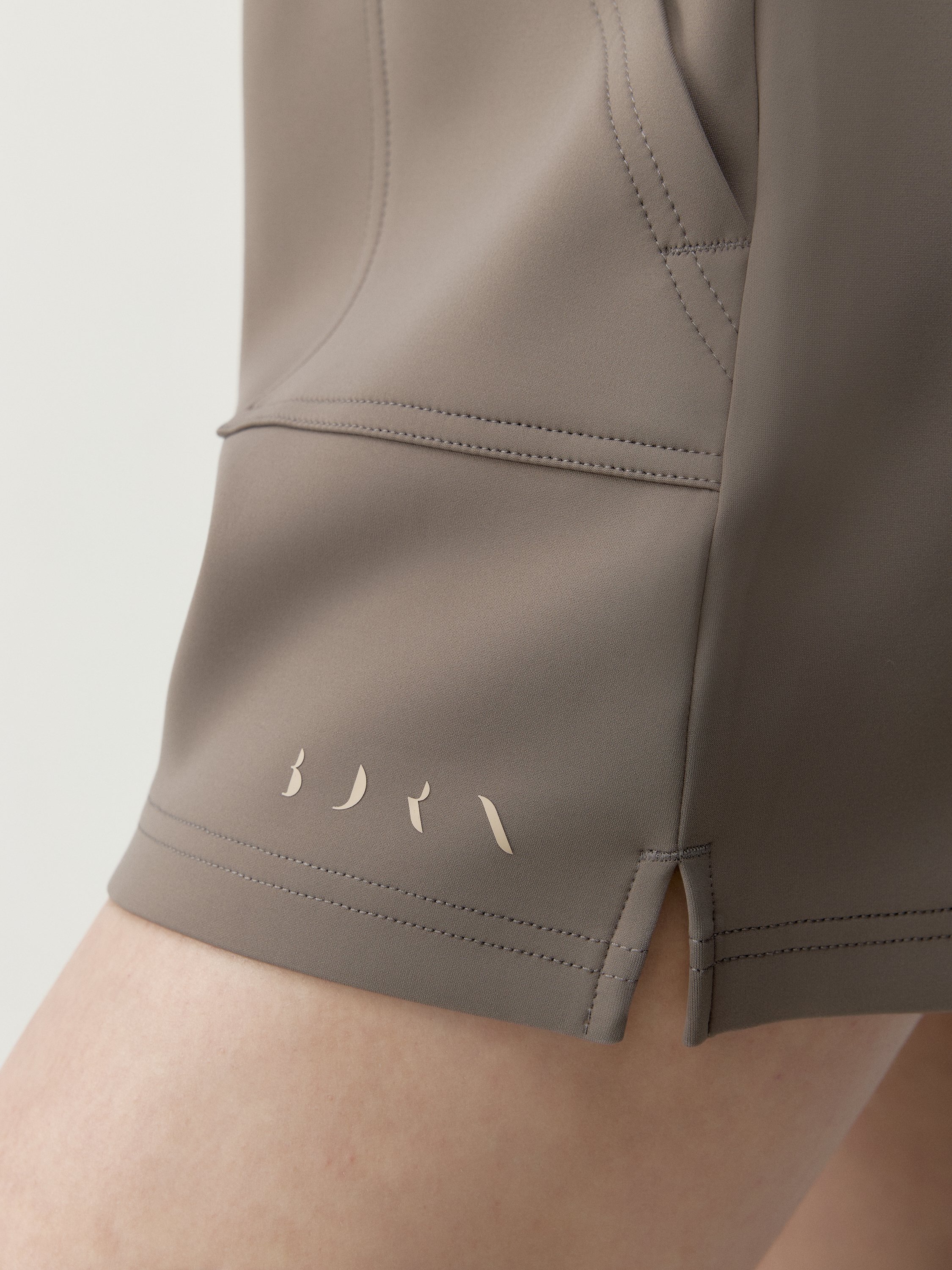 Short Regular Performance Leggings | Brown BORN Women