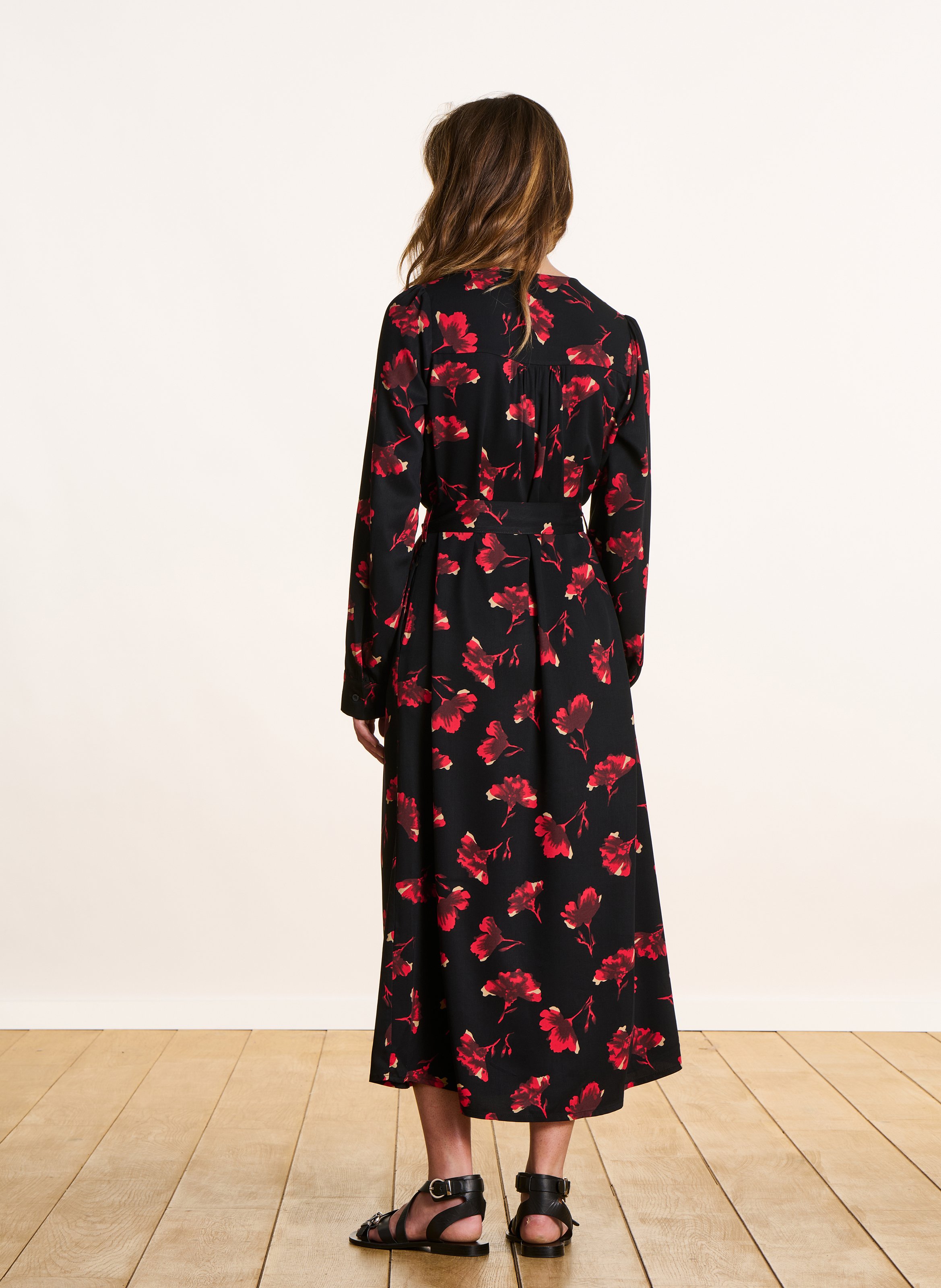 Long flowing printed V-neck dress LA FEE MARABOUTEE Multicolored