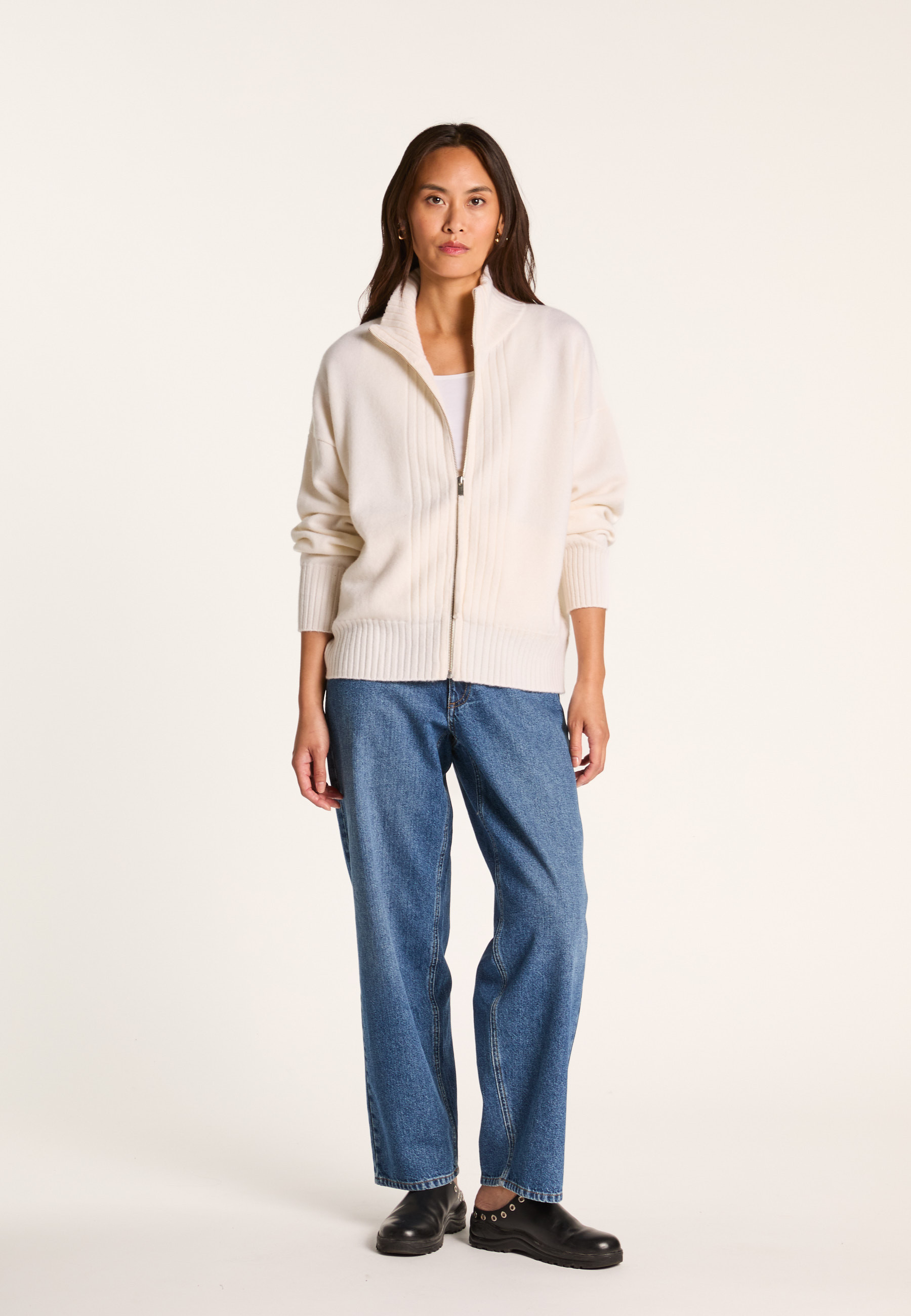 Zipped cashmere cardigan MAISON MONTAGUT White