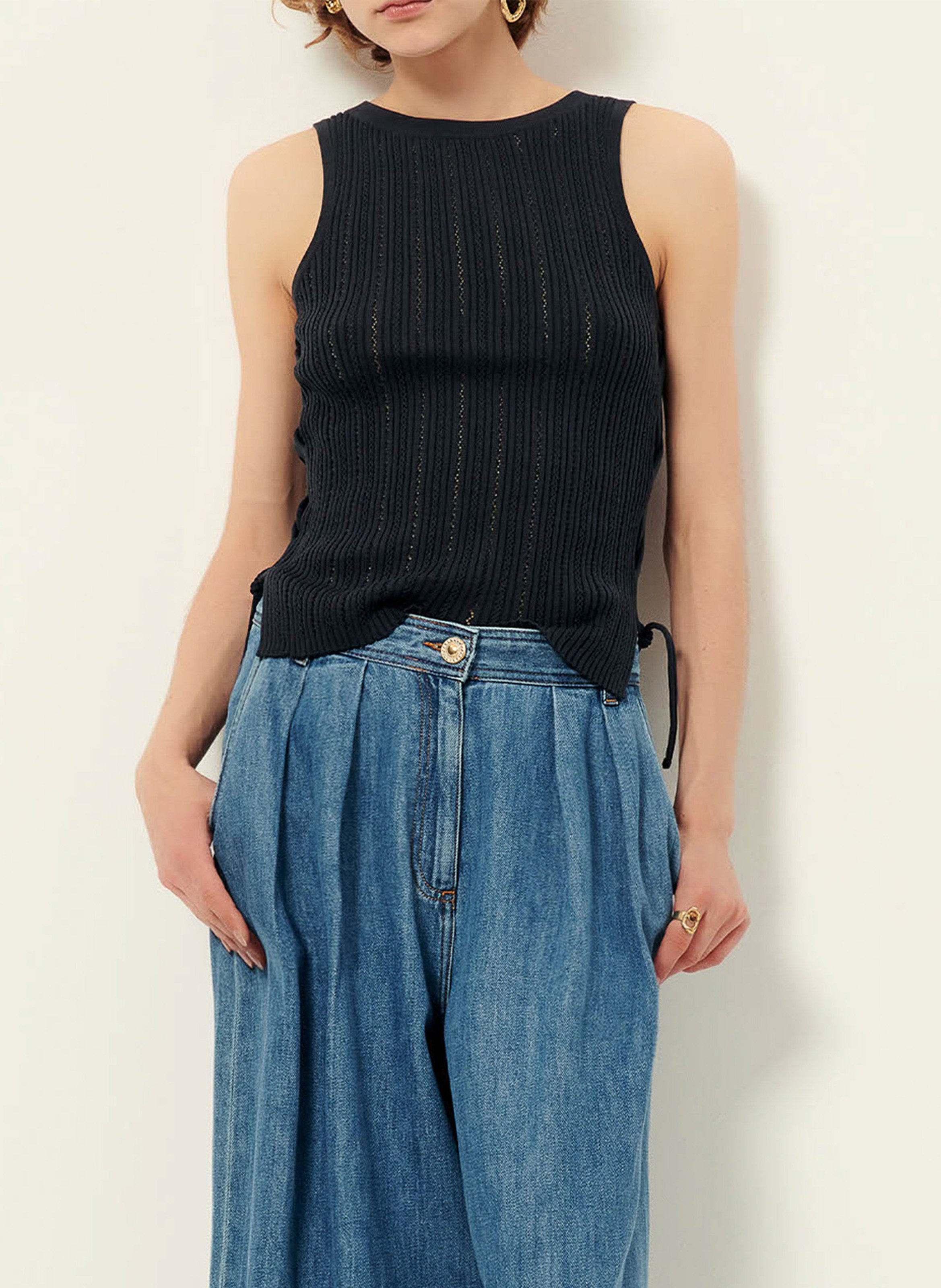 Rundhals-Top SESSUN Grun