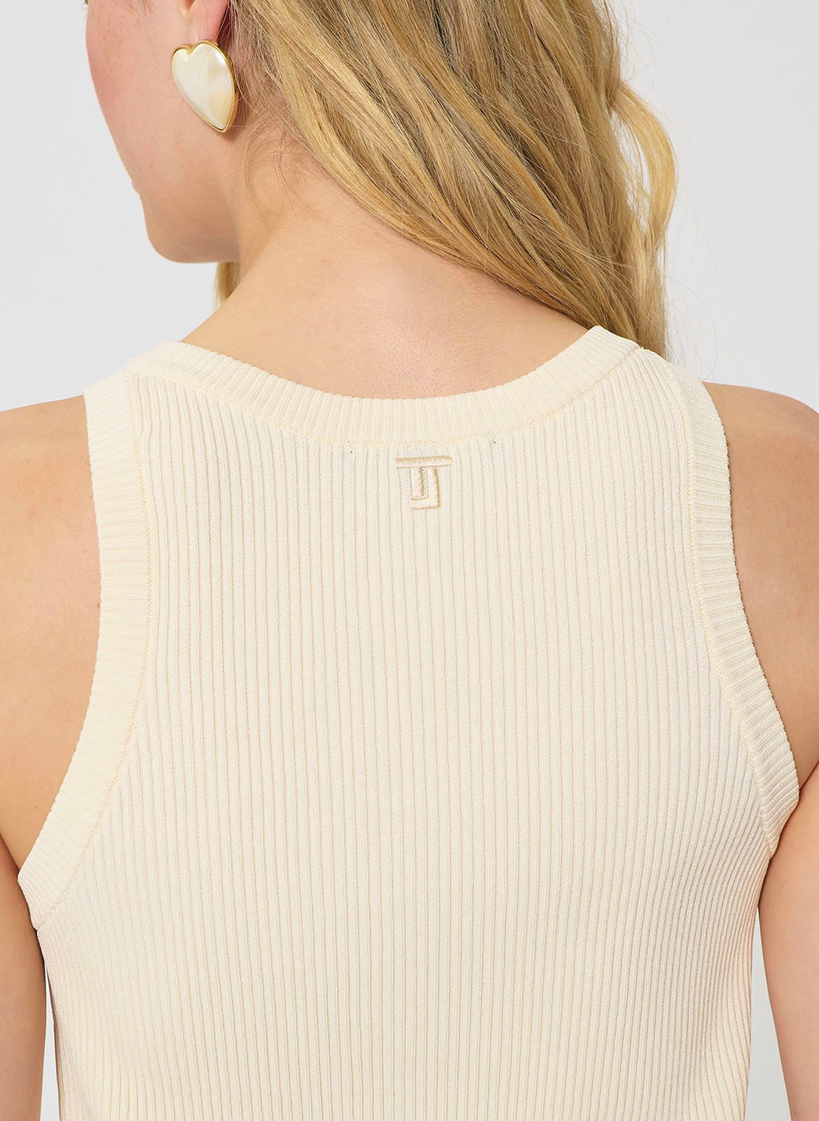 Malilen U-neck sleeveless top TARA JARMON Beige