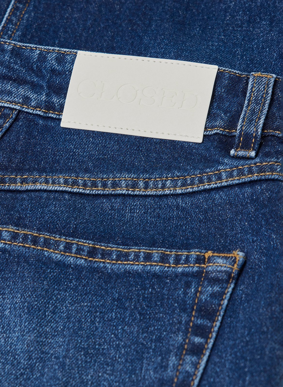 Gerade geschnittene Jeans-Caprihose CLOSED Blau