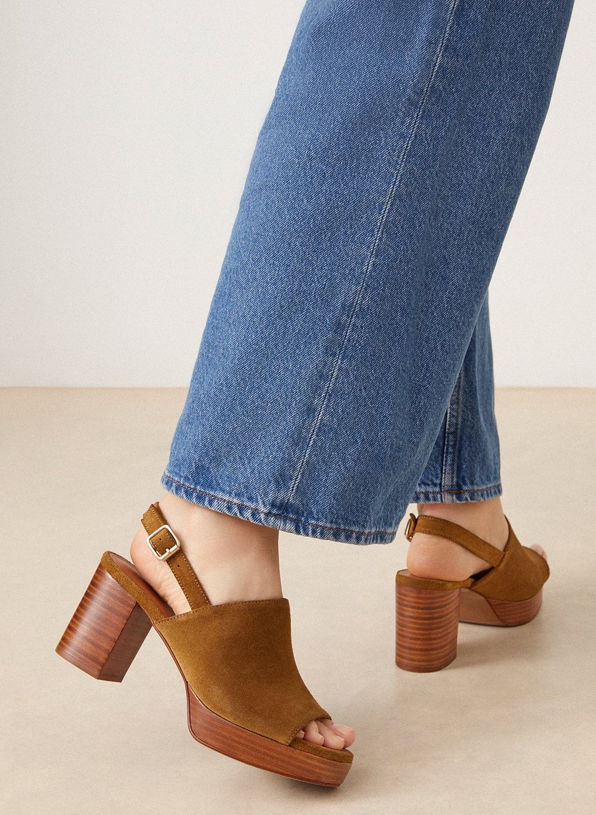 Sandales à talons en cuir velours RIVECOUR Marron
