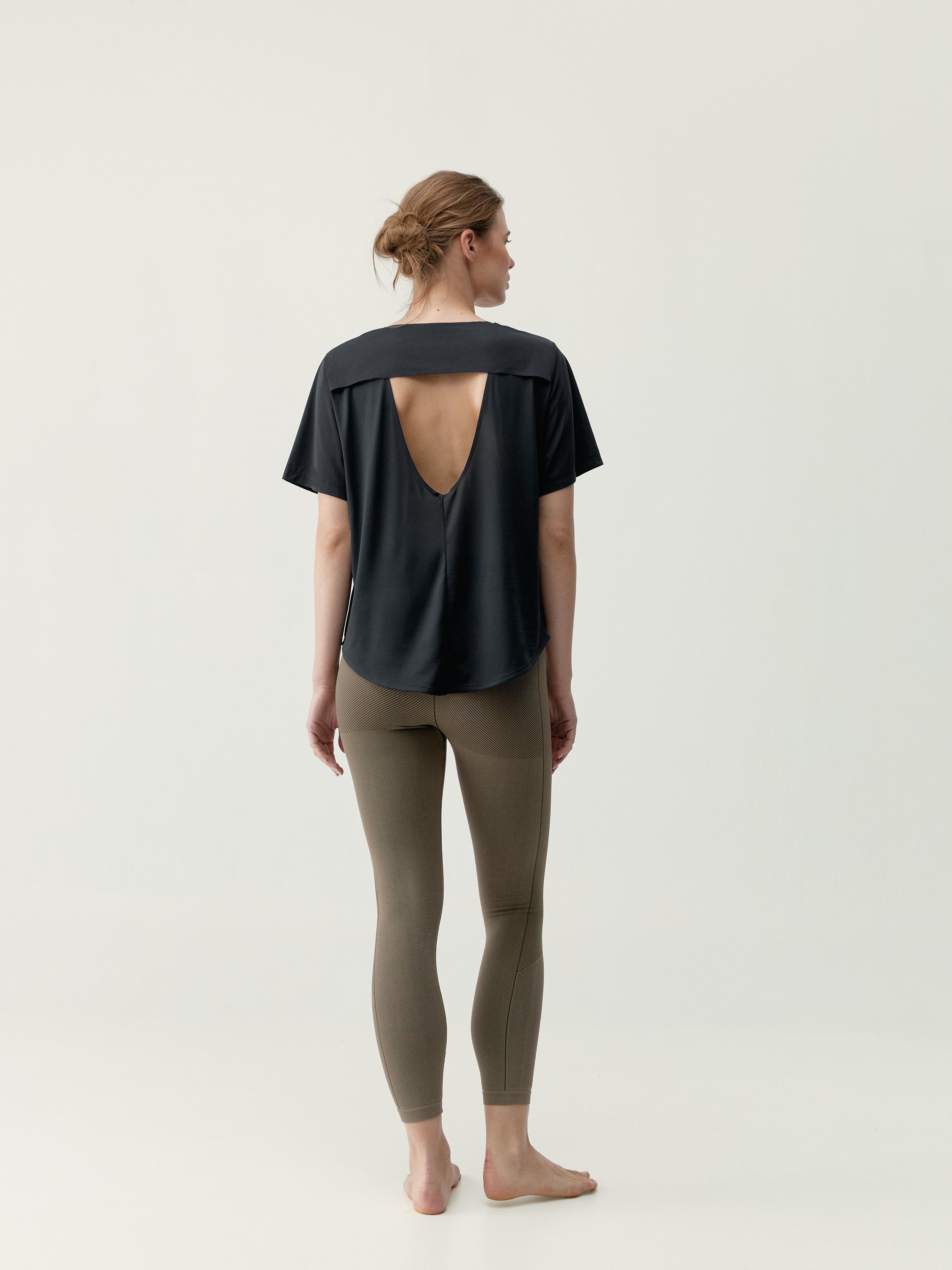 Women's short-sleeve bamboo sports t-shirt BORN Black