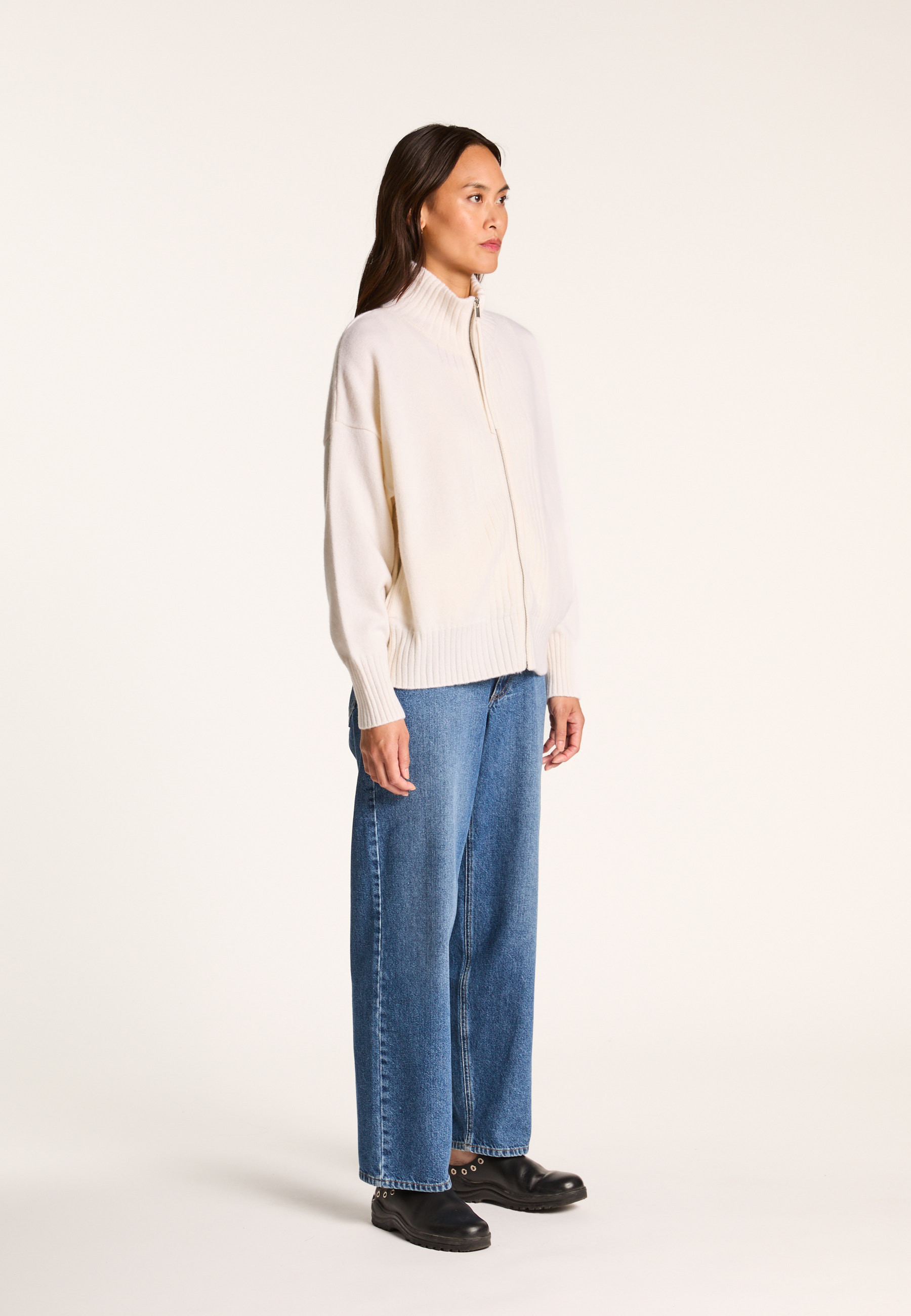 Zipped cashmere cardigan MAISON MONTAGUT White