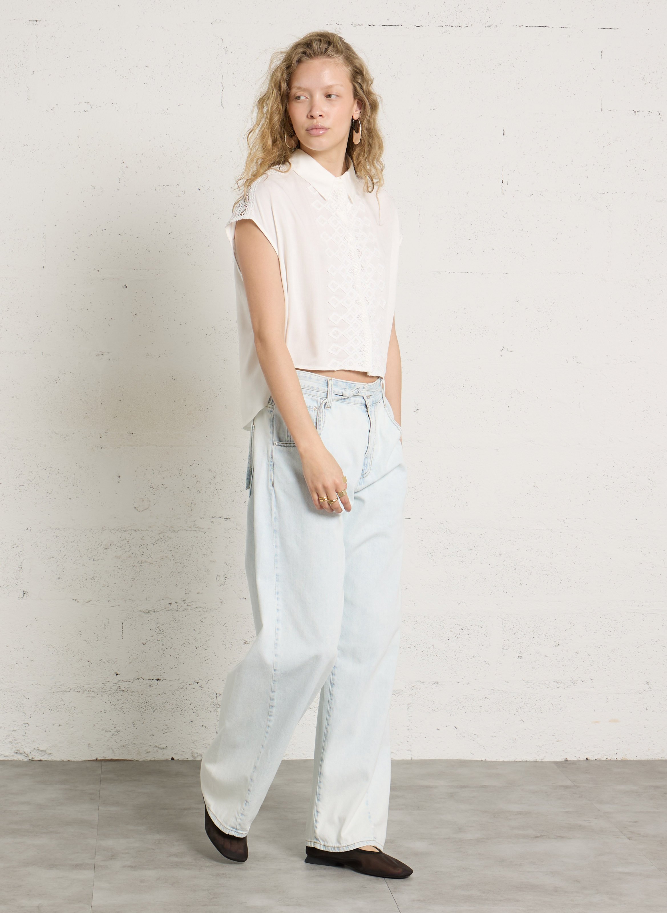 Flowy shirt with lace embroidery SEE U SOON White