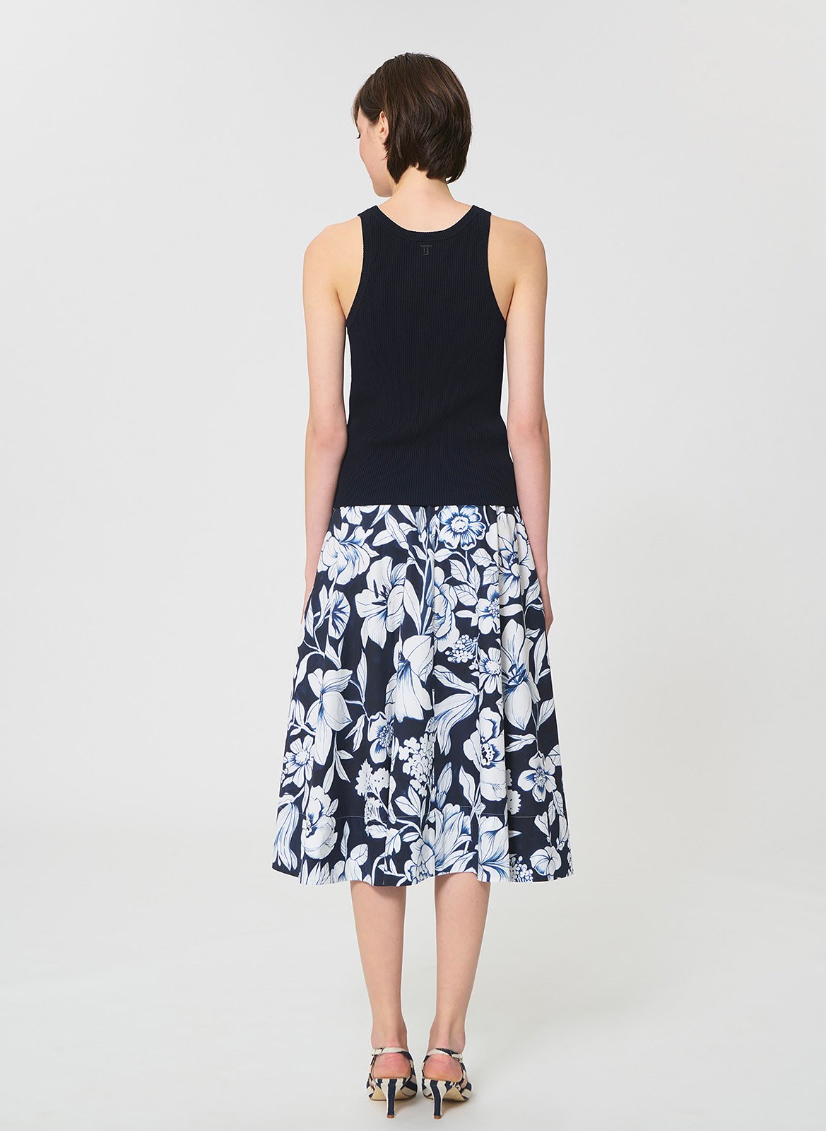 Malilen U-neck sleeveless top TARA JARMON Blue