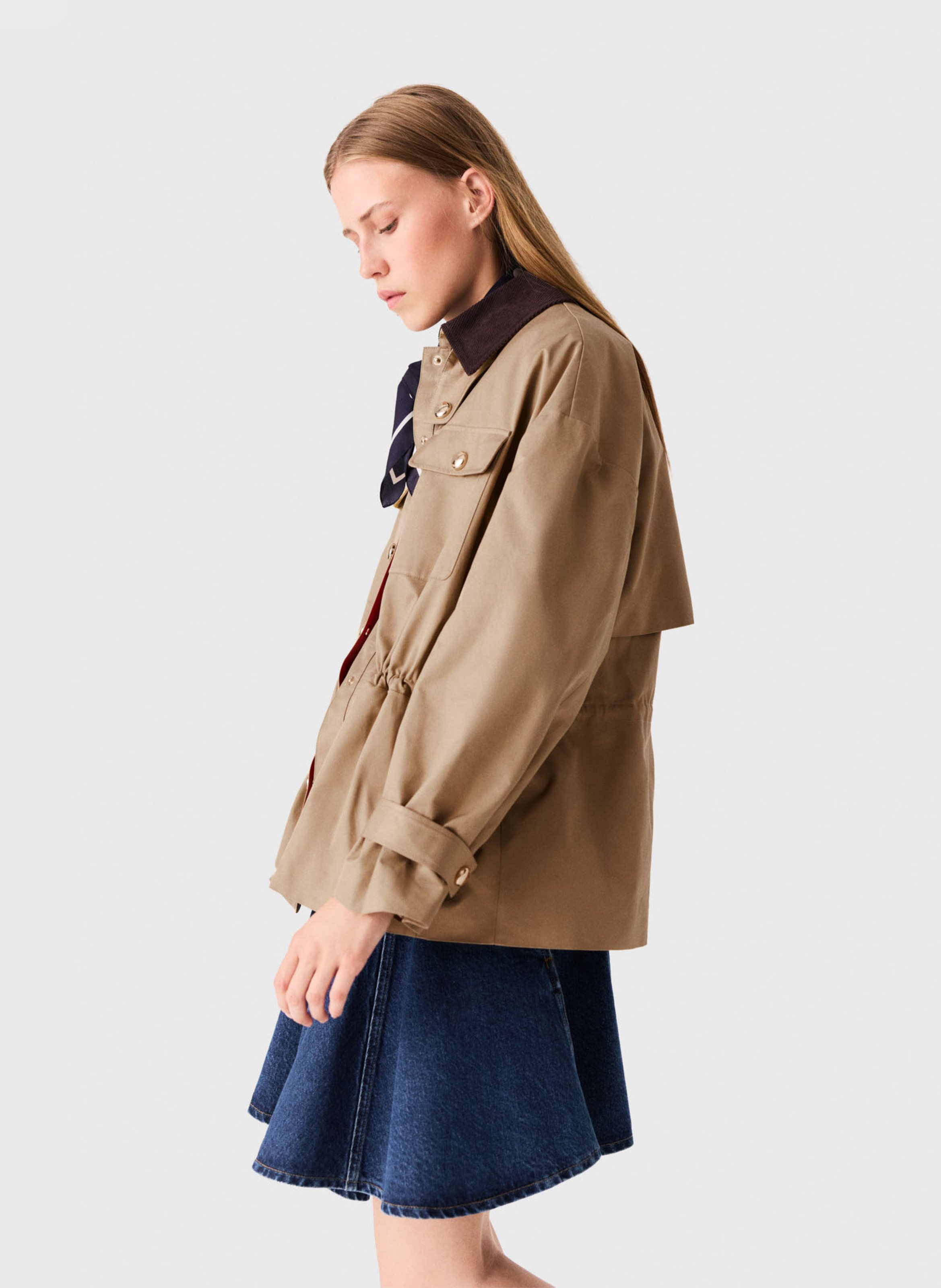 Jasje met klassieke kraag - katoenblend MAJE Beige
