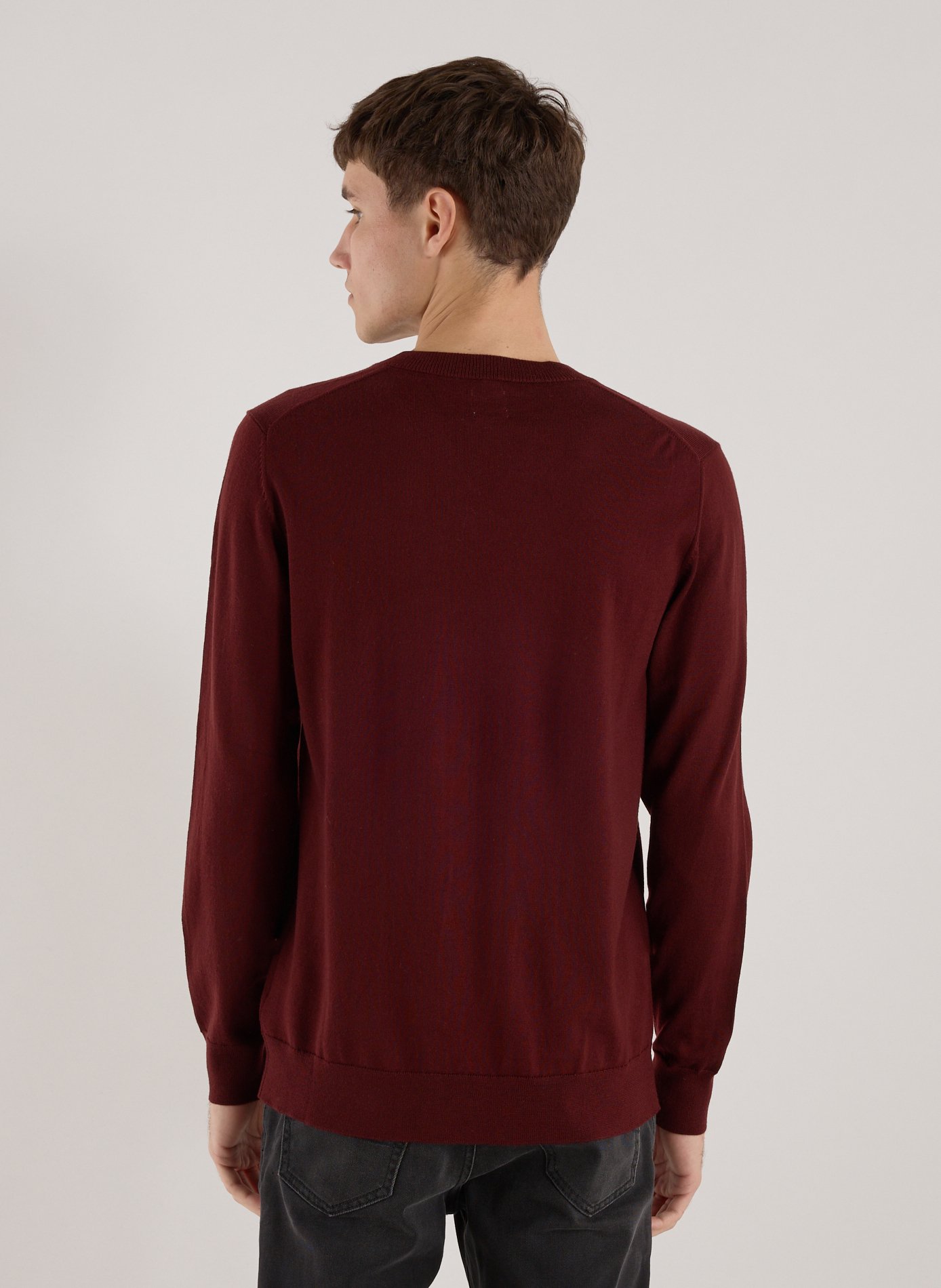 Pull col v en laine mérinos AU PRINTEMPS PARIS Rouge